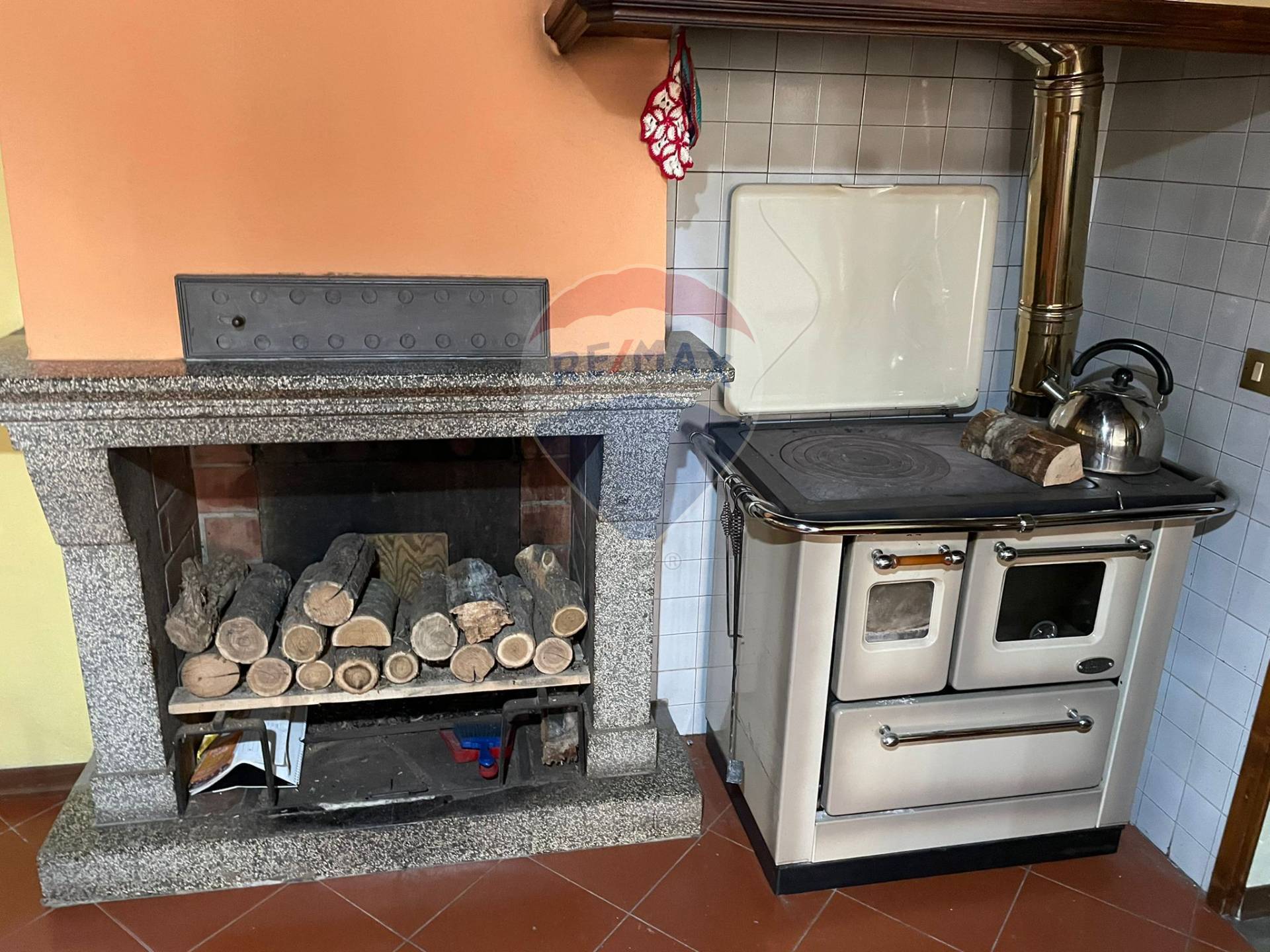 Casa Semindipendente in vendita a Borgo a Mozzano, Piano della Rocca