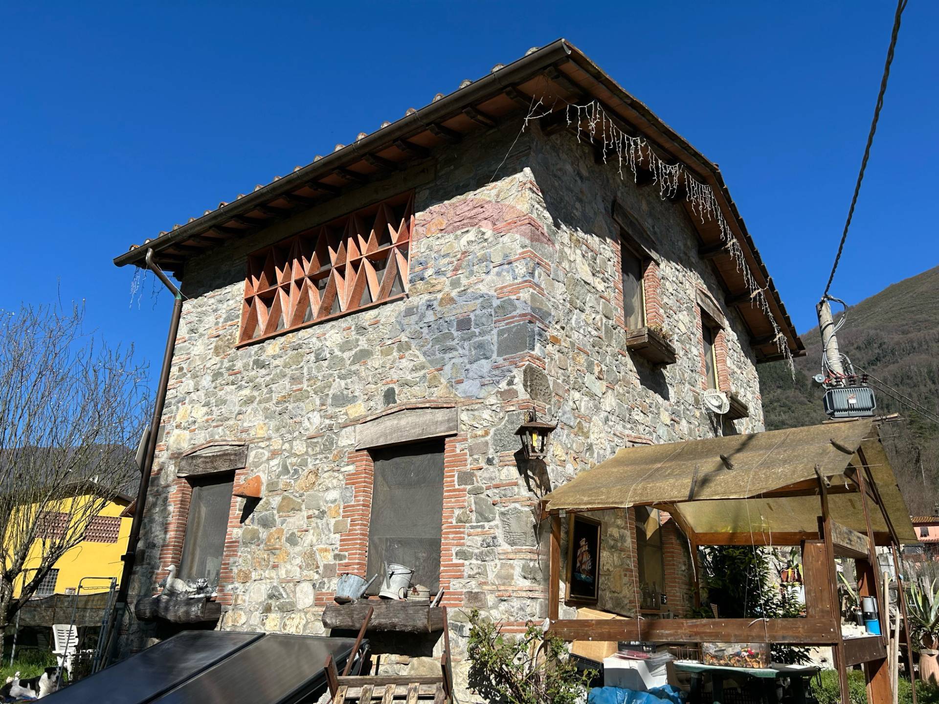 Rustico in vendita a Borgo a Mozzano, Diecimo