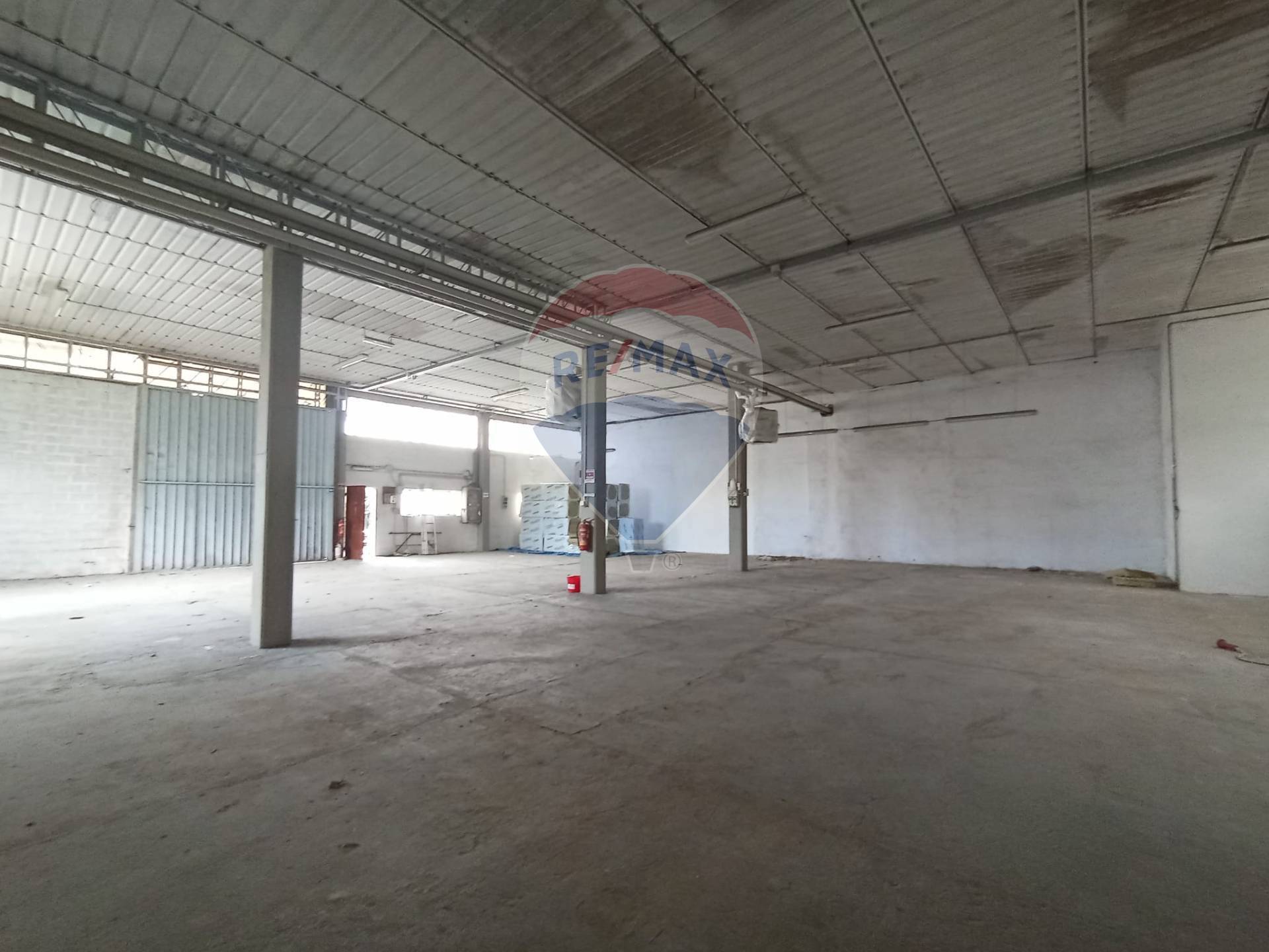 Capannone Industriale in vendita a Borgo a Mozzano, Chifenti