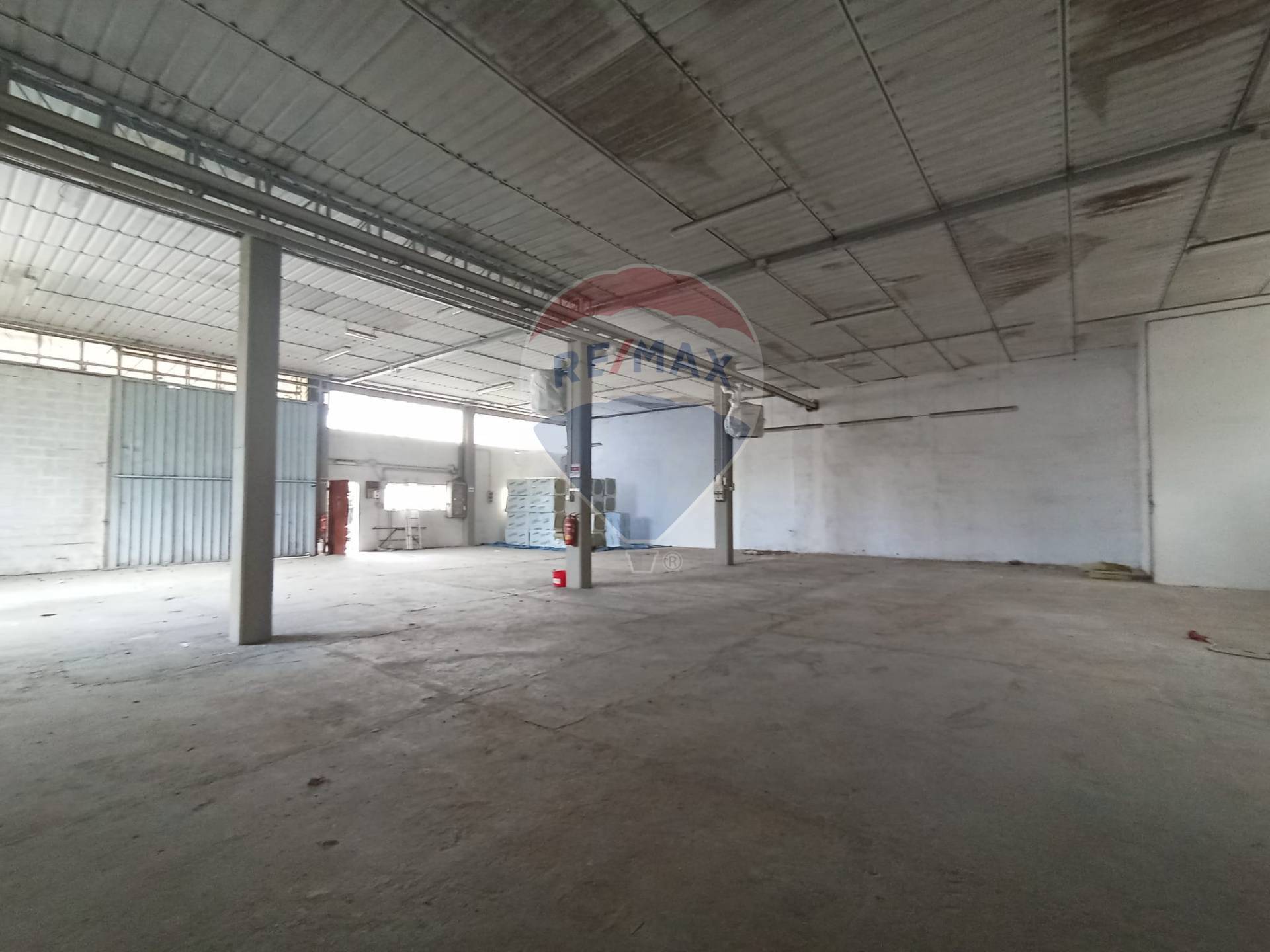 Capannone Industriale in vendita a Borgo a Mozzano, Chifenti