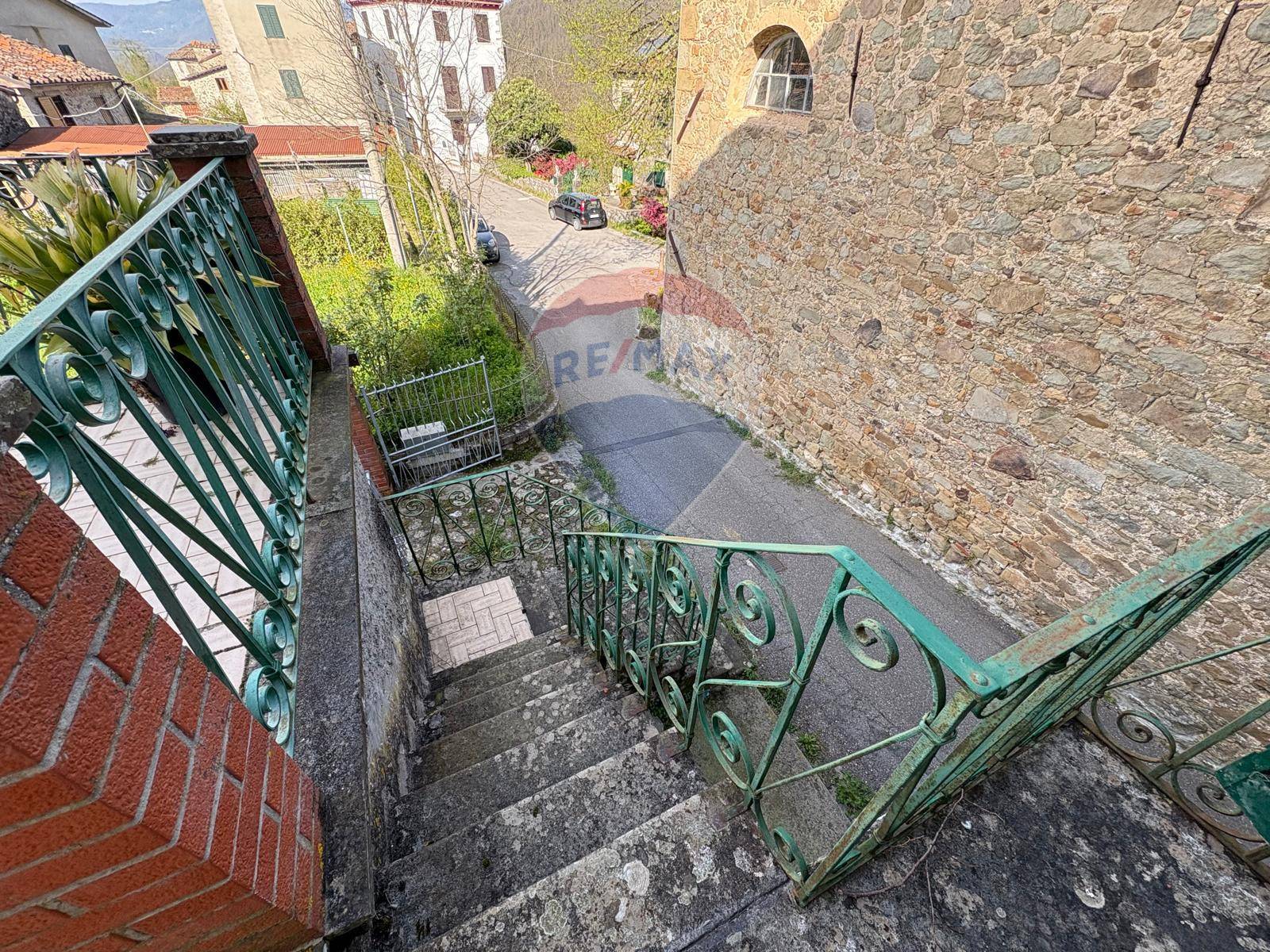 Casa Indipendente in vendita a Bagni di Lucca, San Gemignano