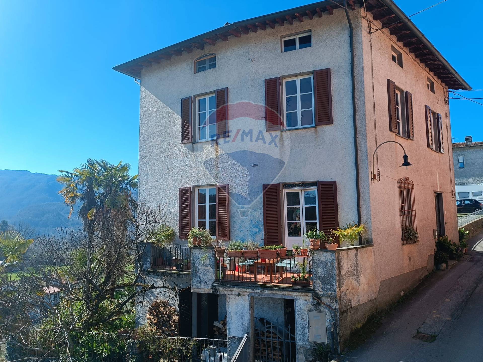 Casa Indipendente in vendita a Barga, Fornaci di Barga