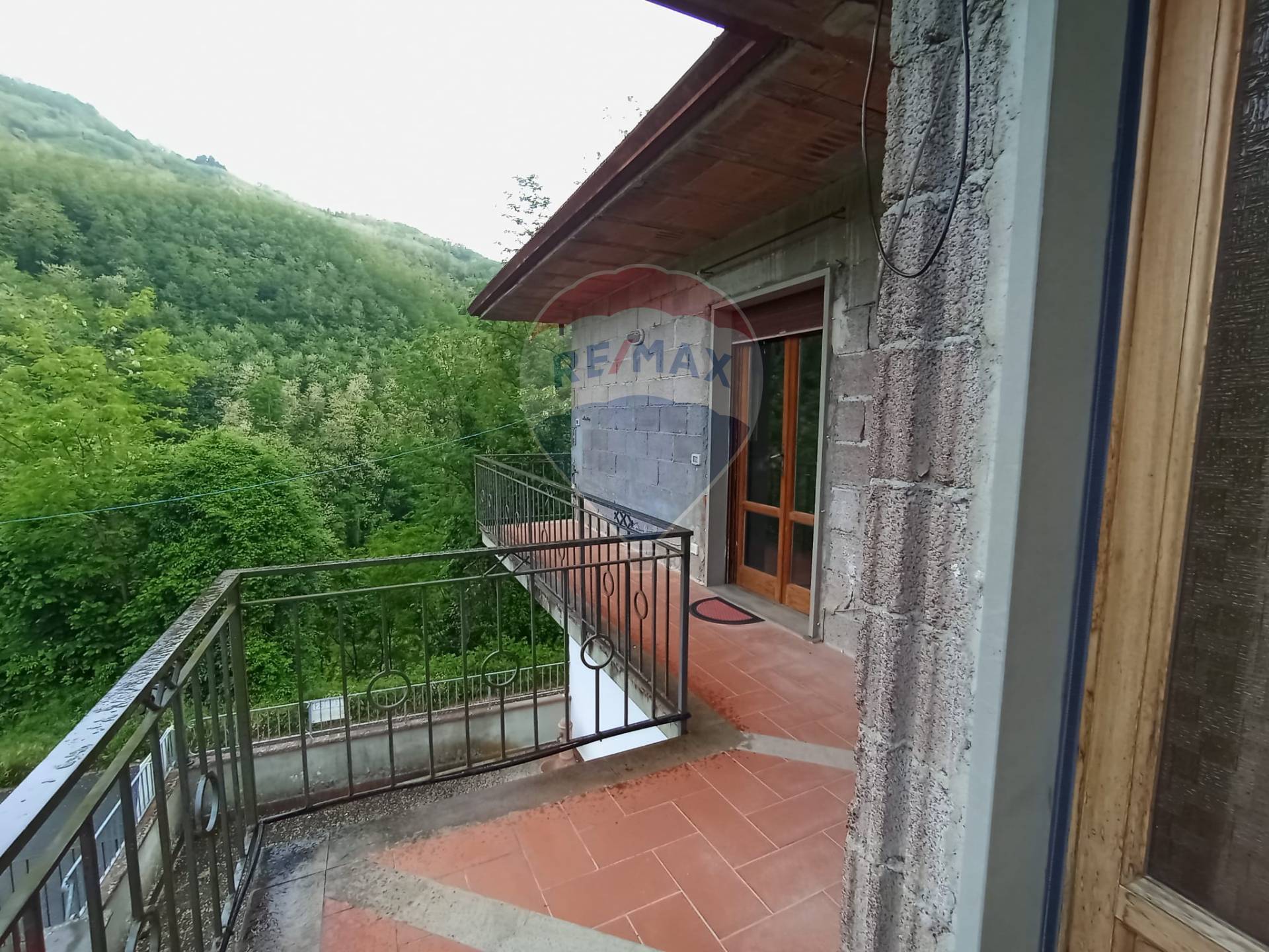 Casa Semindipendente in vendita a Bagni di Lucca, Fornoli