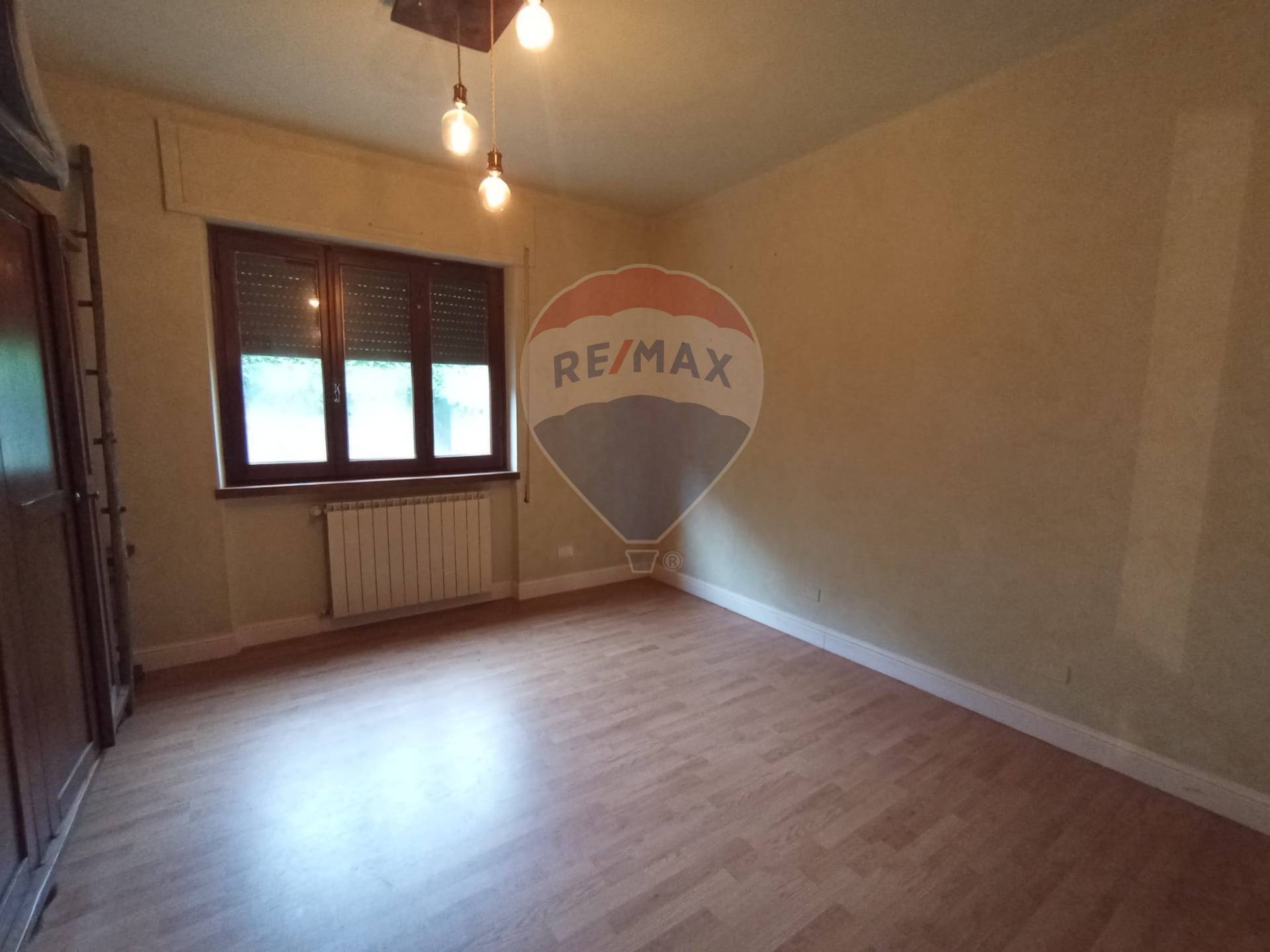 Casa Semindipendente in vendita a Bagni di Lucca, Fornoli