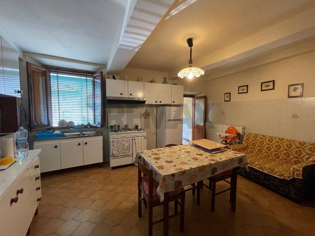 Casa Semindipendente in vendita a Bagni di Lucca, San Cassiano di Cotroni