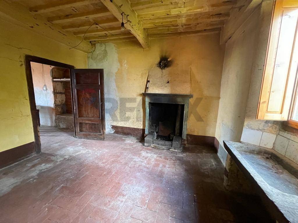 Casa Semindipendente in vendita a Bagni di Lucca, Pieve di Controni