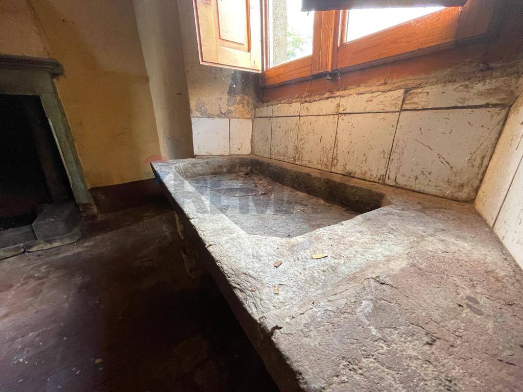 Casa Semindipendente in vendita a Bagni di Lucca, Pieve di Controni