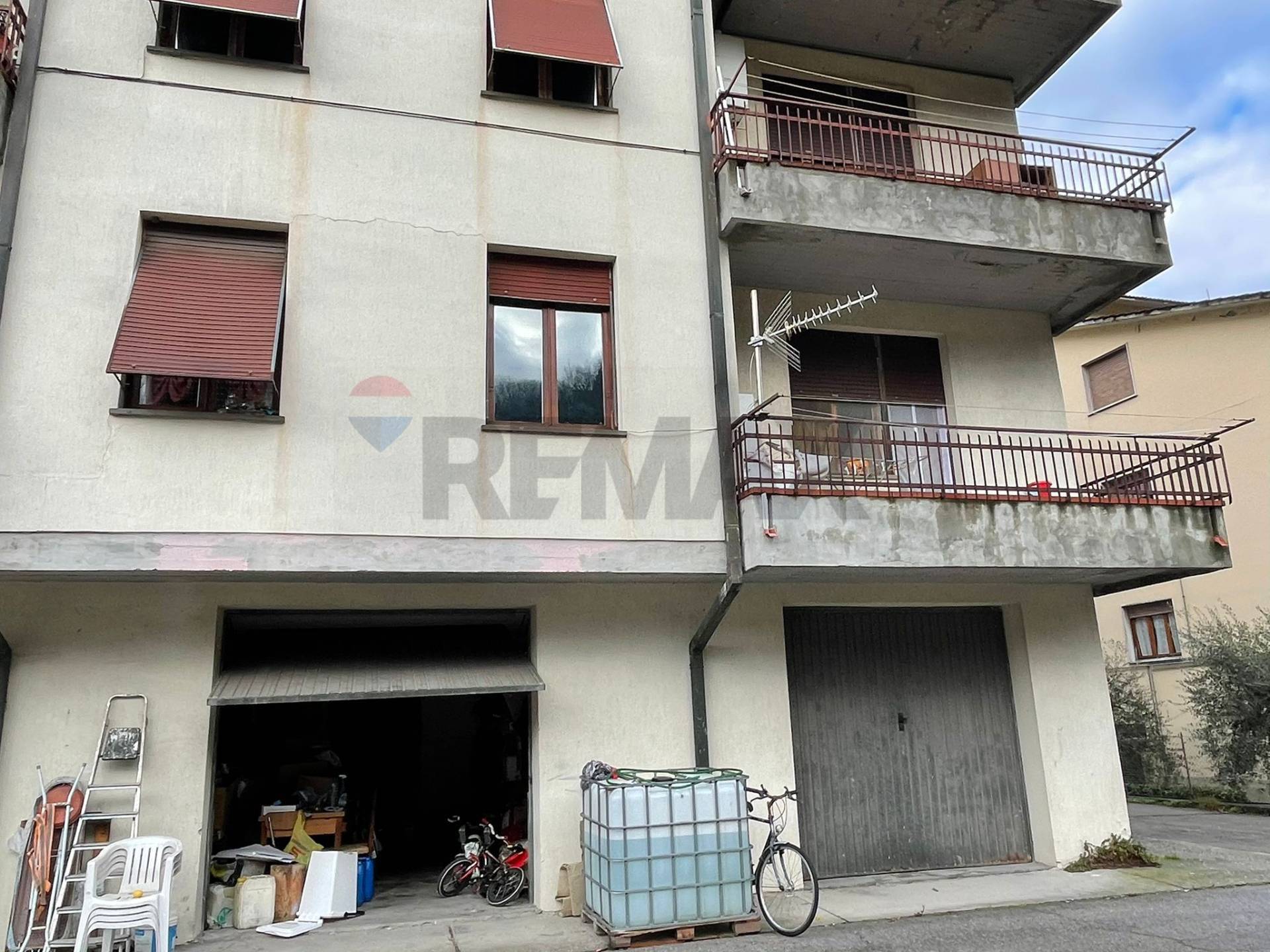 Appartamento in vendita a Borgo a Mozzano, Centro