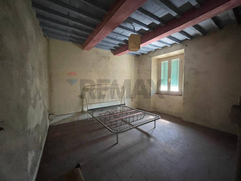 Porzione di casa in vendita a Borgo a Mozzano, Corsagna