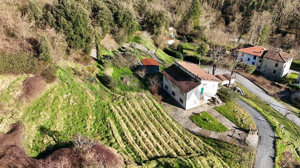 Villa singola in vendita a Bagni di Lucca, Cocciglia