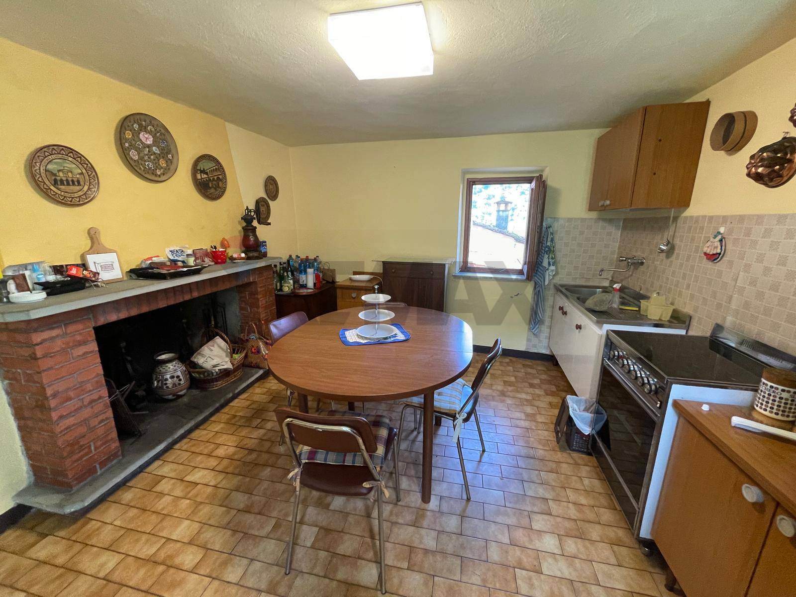 Casa Semindipendente in vendita a Bagni di Lucca, Benabbio