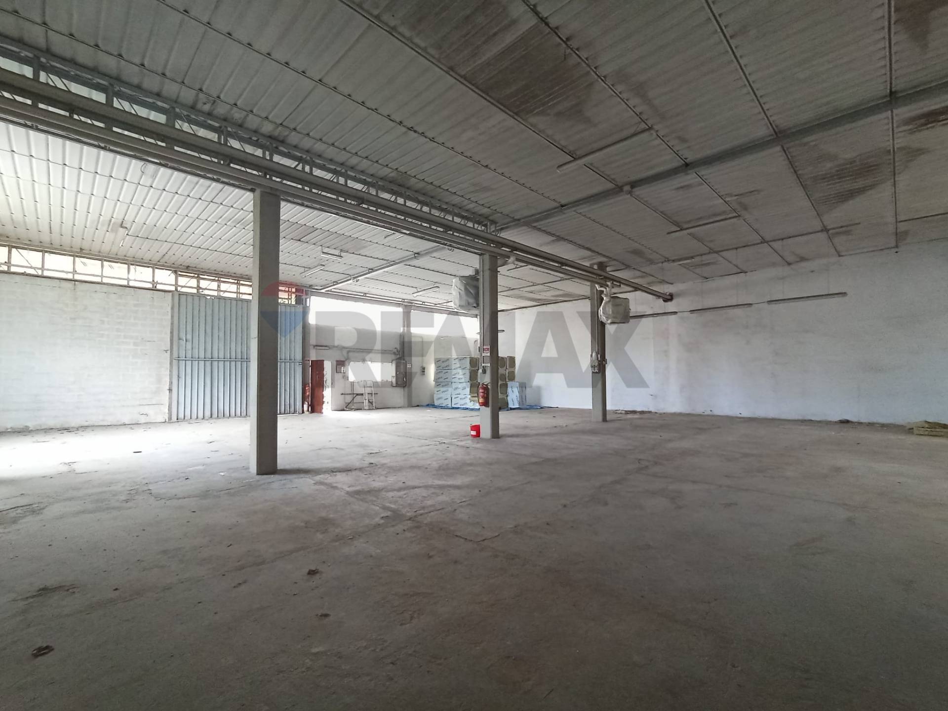 Capannone Industriale in vendita a Borgo a Mozzano, Chifenti