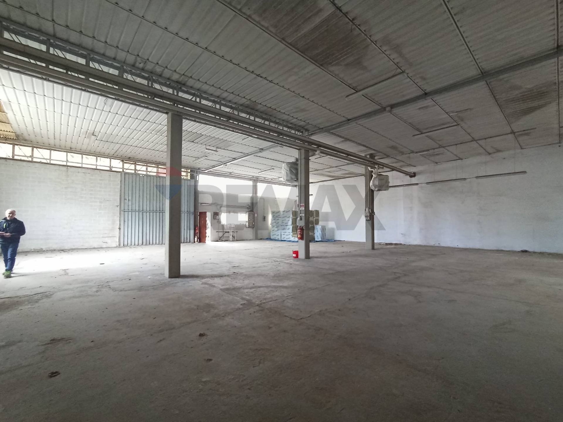 Capannone Industriale in vendita a Borgo a Mozzano, Chifenti