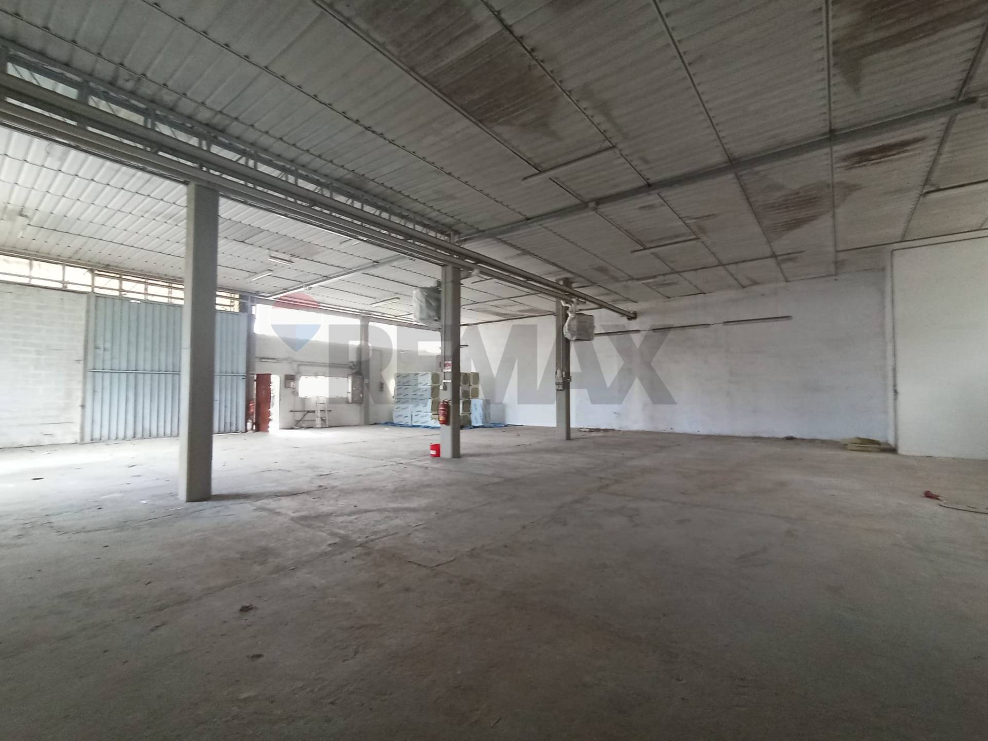 Capannone Industriale in vendita a Borgo a Mozzano, Chifenti