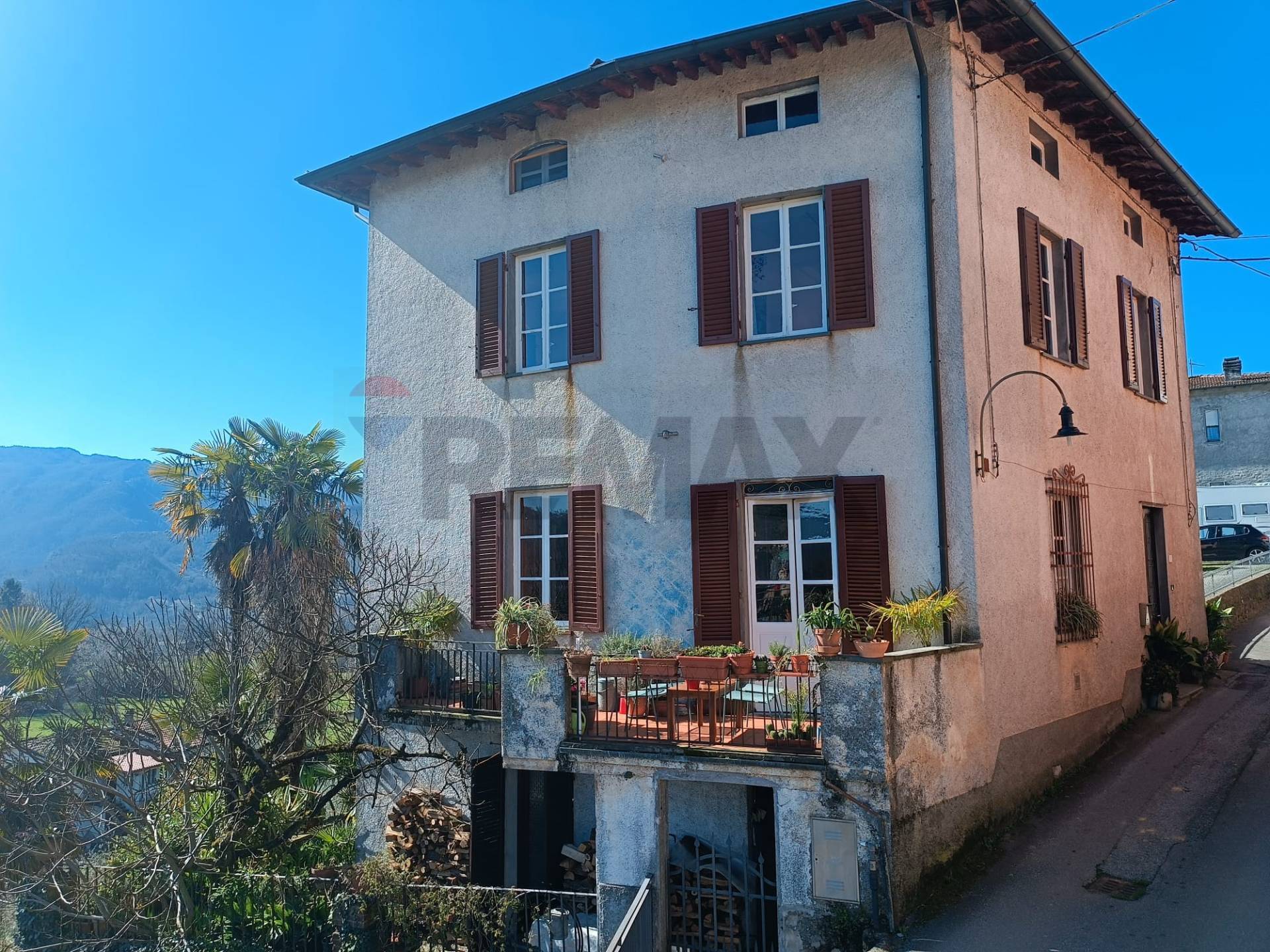Casa Indipendente in vendita a Barga, Fornaci di Barga