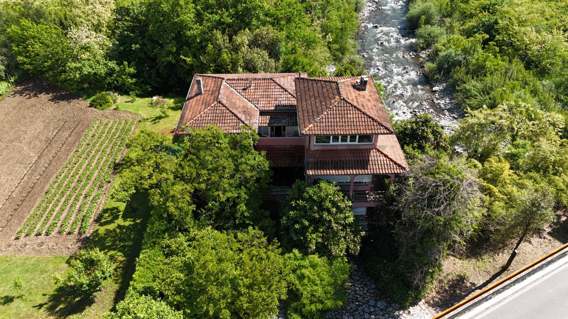 Villa singola in vendita a Gallicano, Ponte di Campia