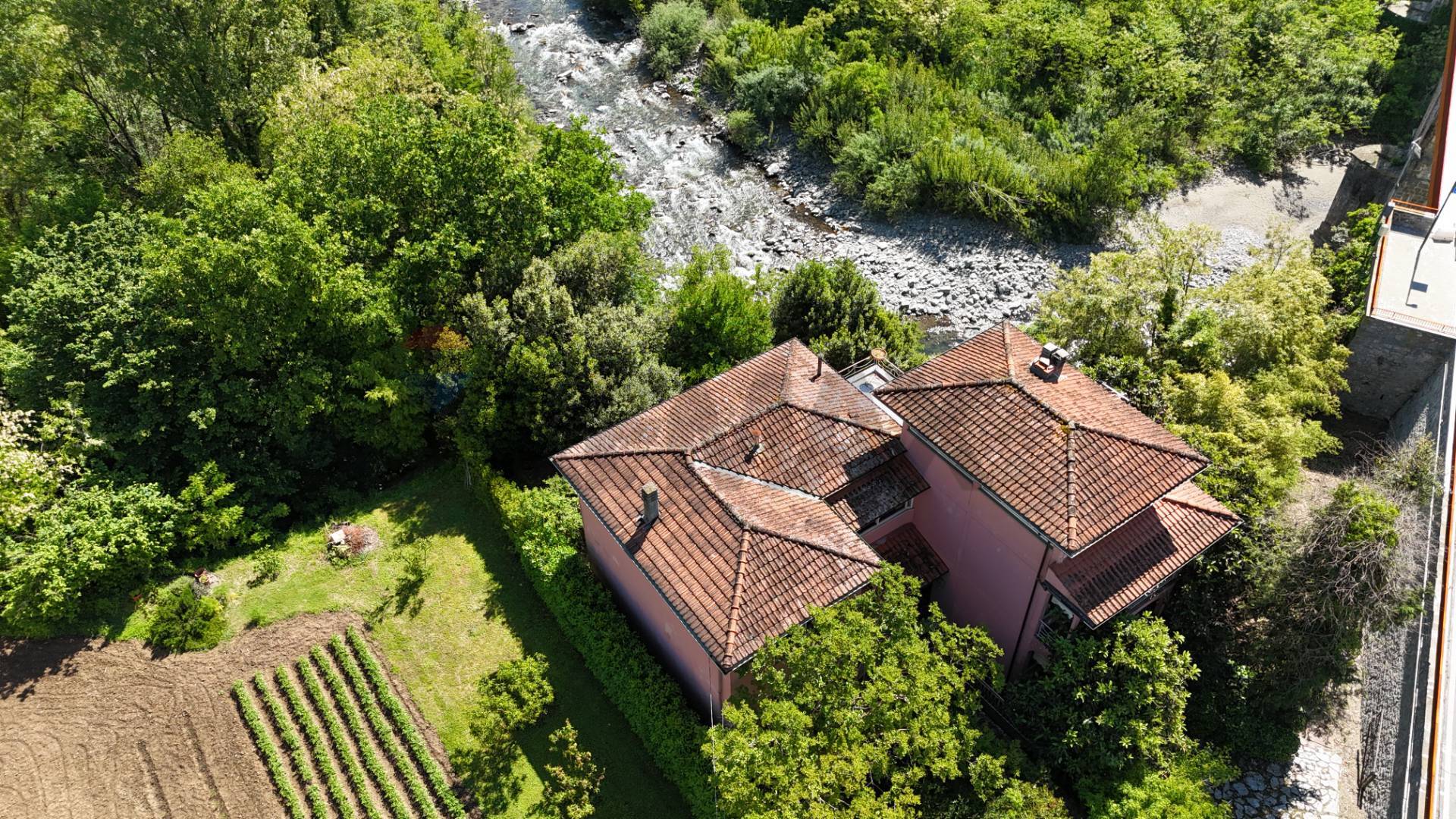 Villa singola in vendita a Gallicano, Ponte di Campia