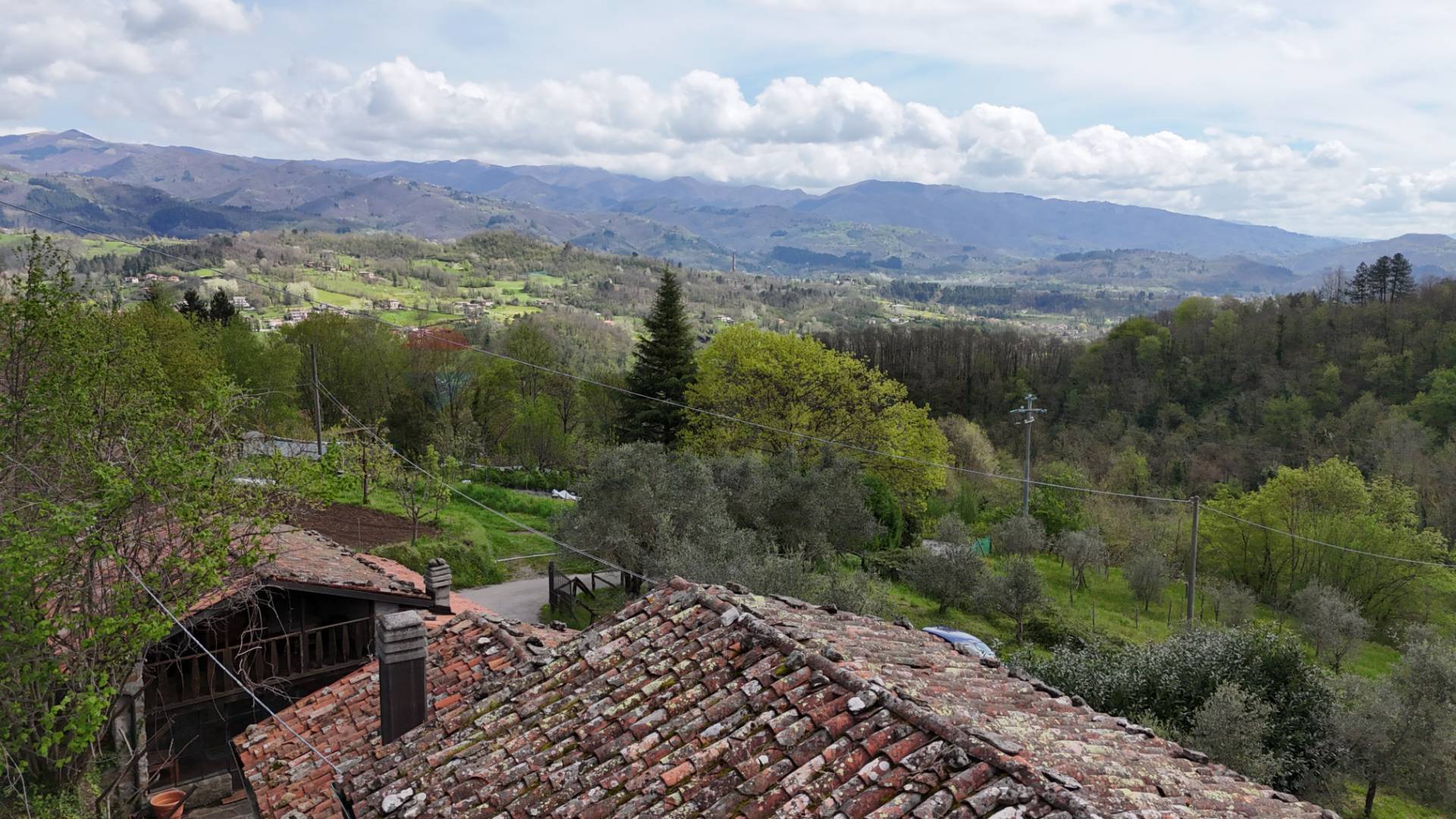 Rustico in vendita a Camporgiano, Il Poggio