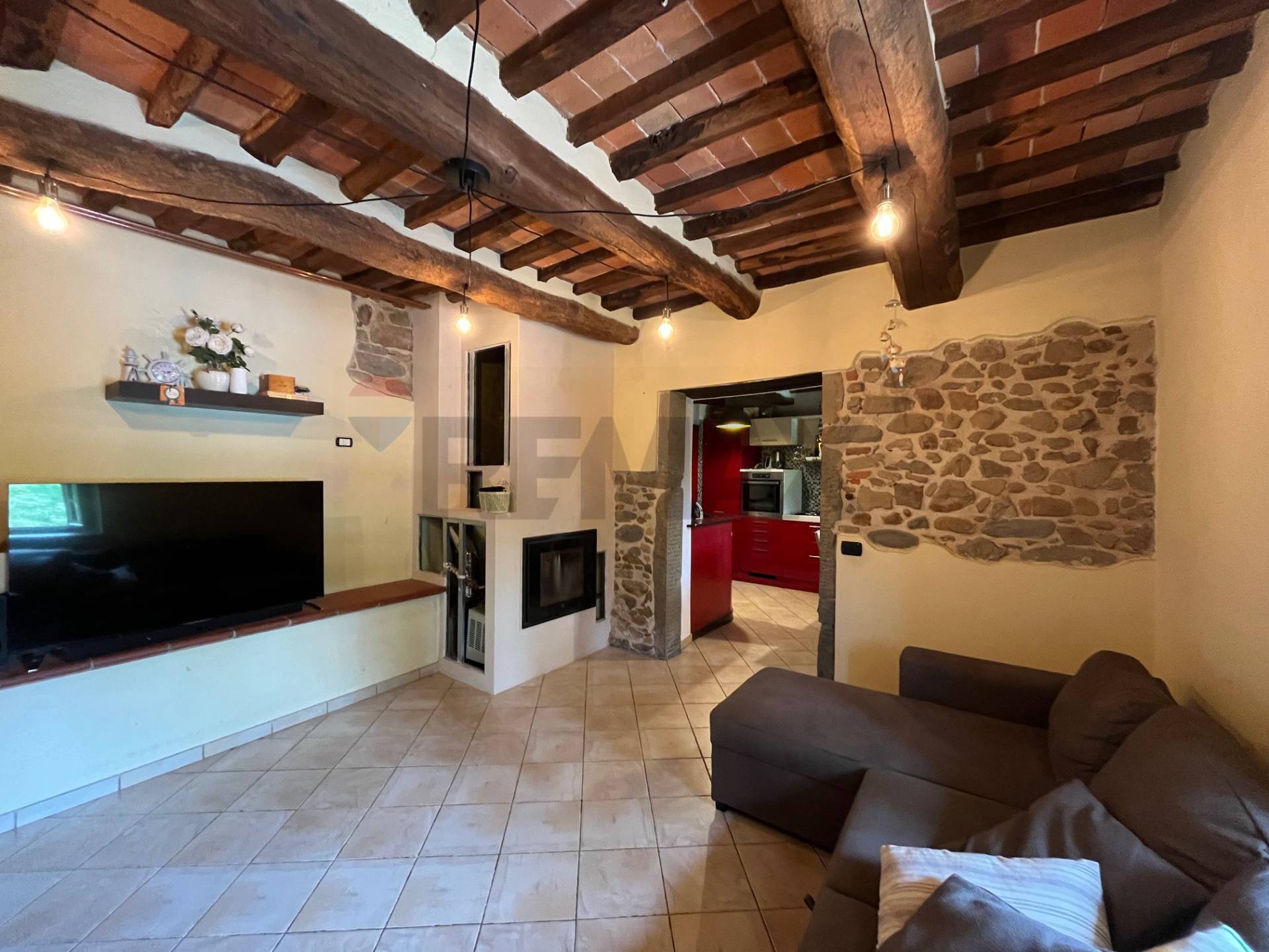 Porzione di casa in vendita a Bagni di Lucca, Fornoli