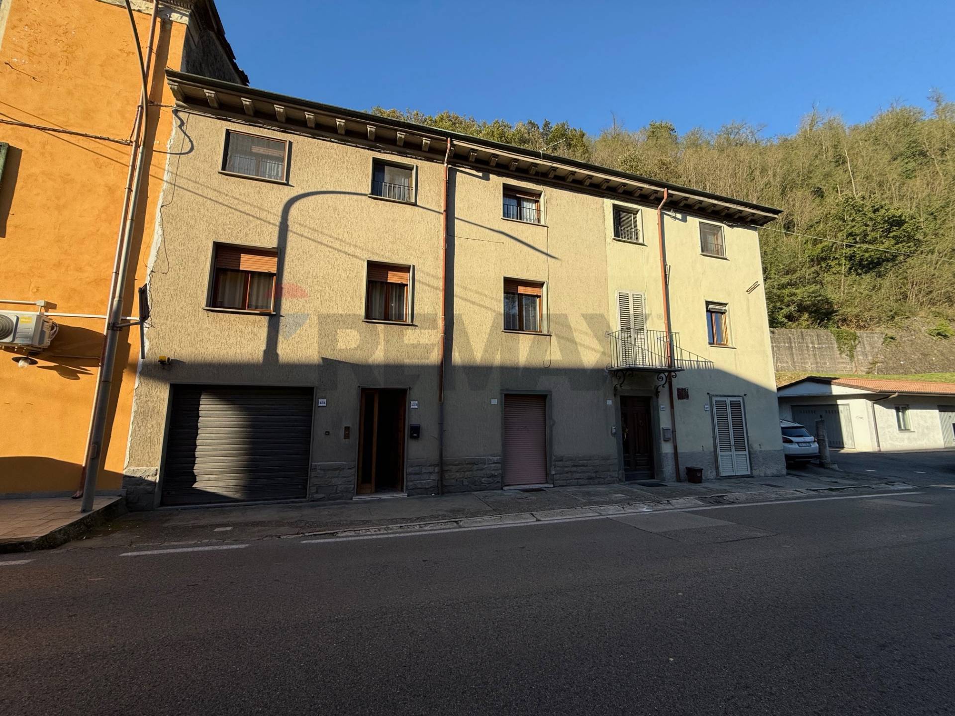 Casa Semindipendente in vendita a Coreglia Antelminelli, Calavorno