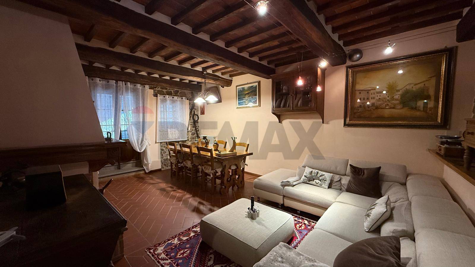 Casa Semindipendente in vendita a Borgo a Mozzano, Valdottavo