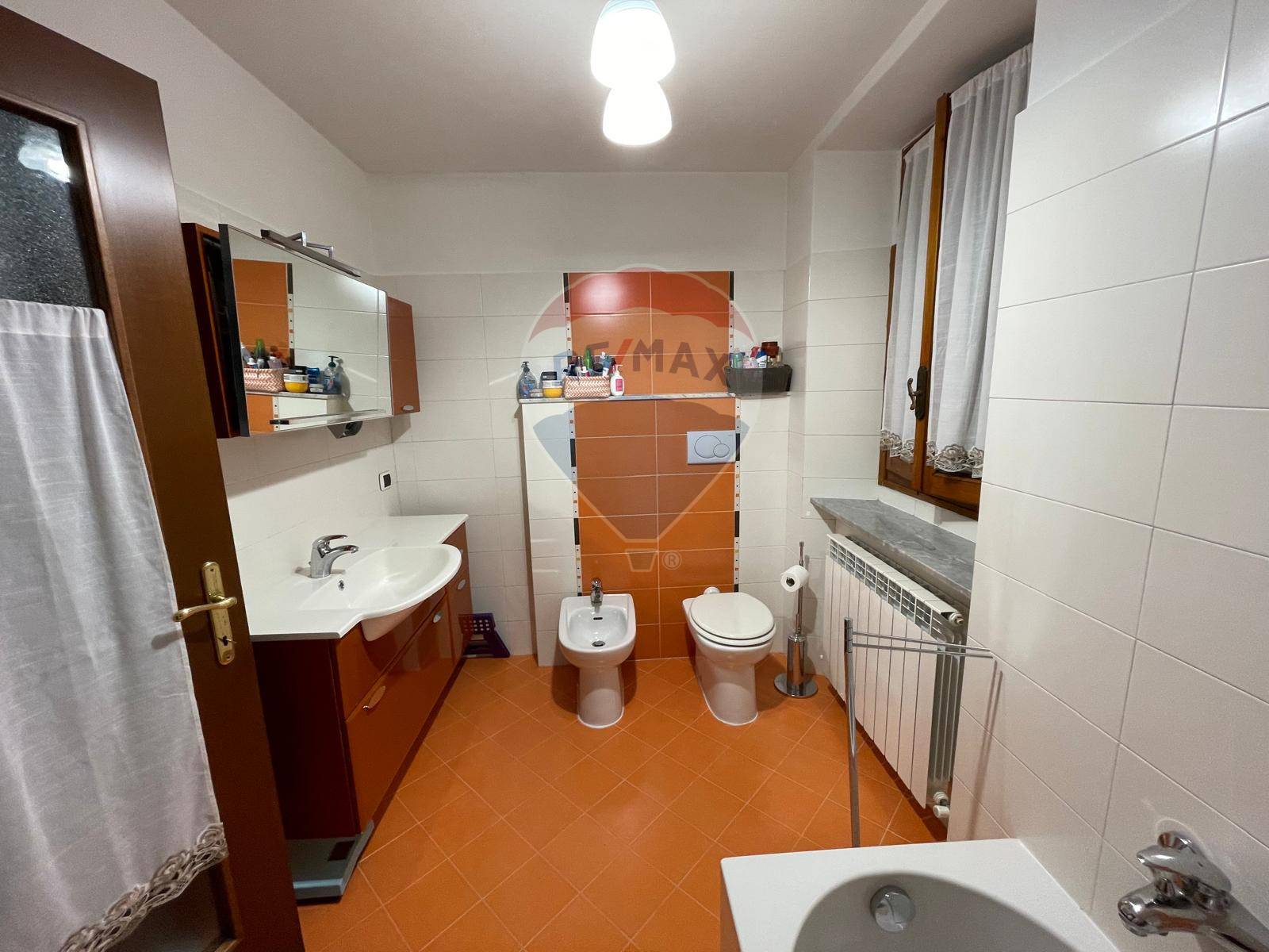 Appartamento in vendita a Bagni di Lucca, Ponte a Serraglio