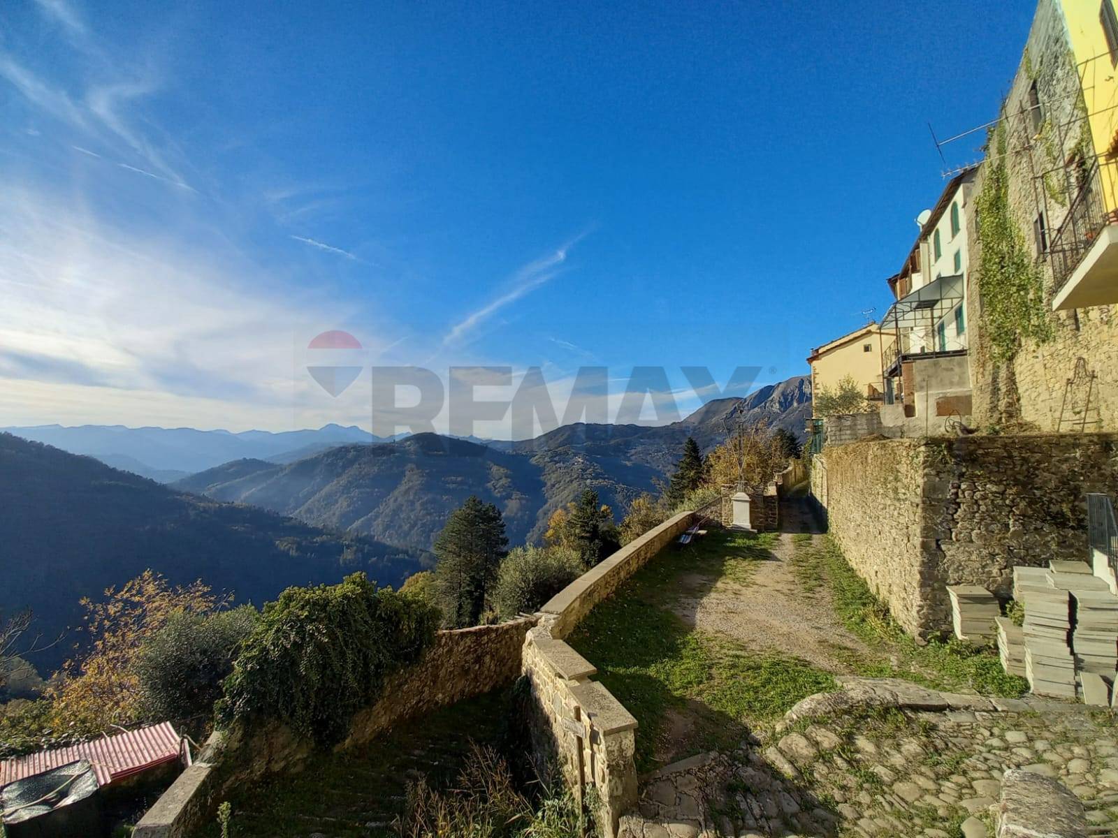 Rustico in vendita a Bagni di Lucca, Casabasciana