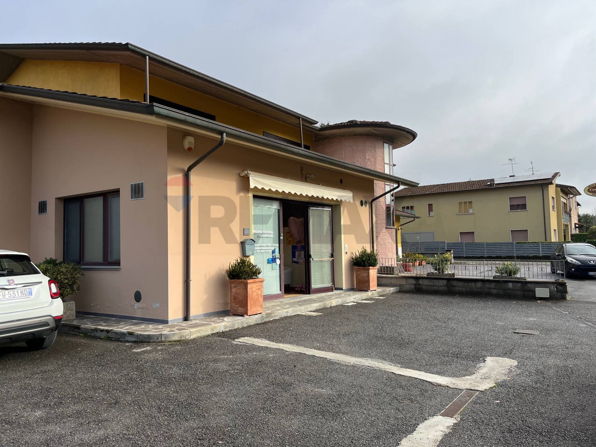 Locale Commerciale in vendita a Coreglia Antelminelli, Ghivizzano