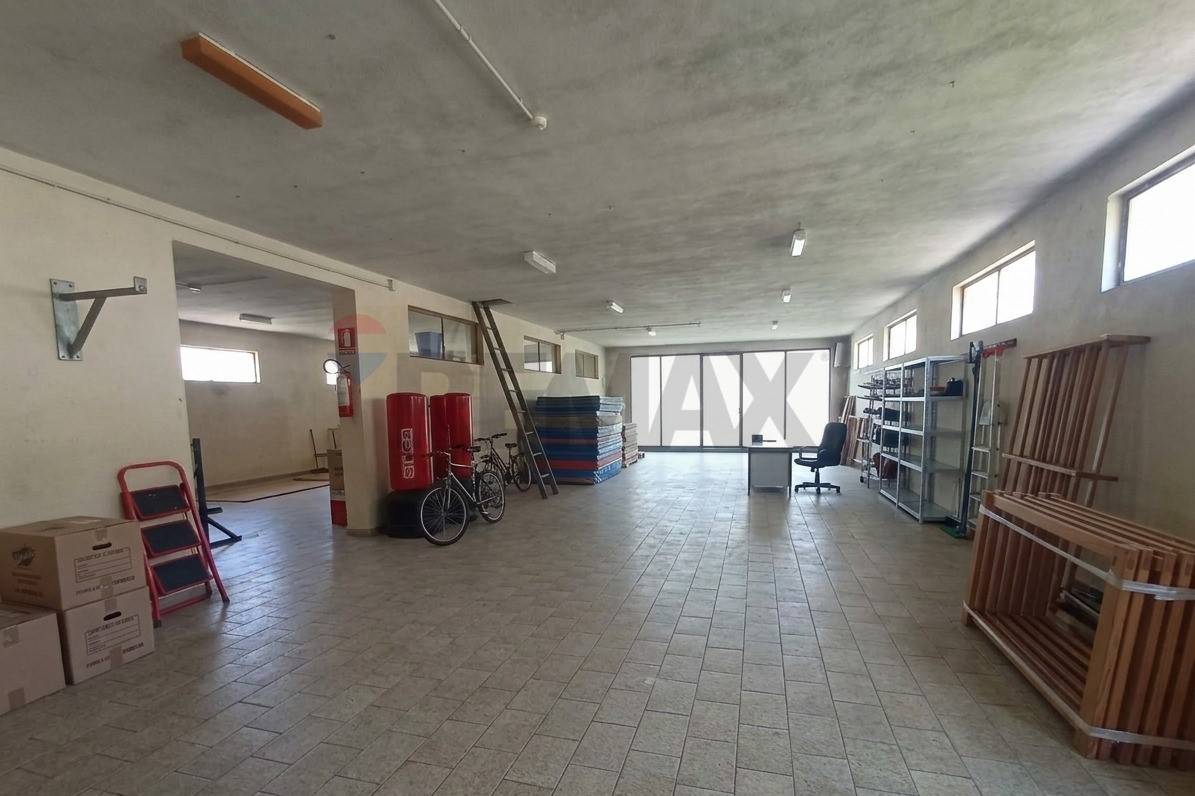 Negozio in vendita a Borgo a Mozzano, Gioviano