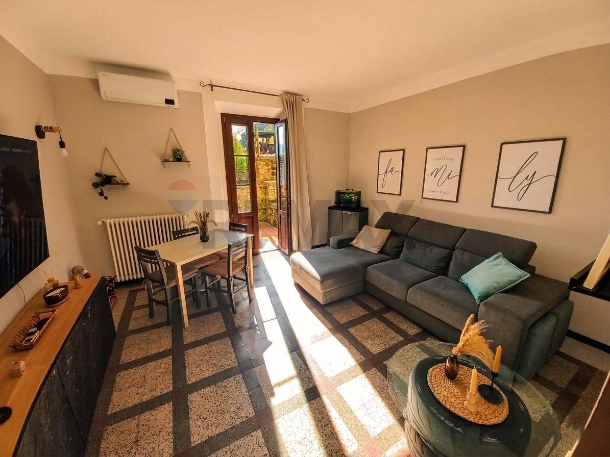 Casa Semindipendente in vendita a Borgo a Mozzano, Oneta