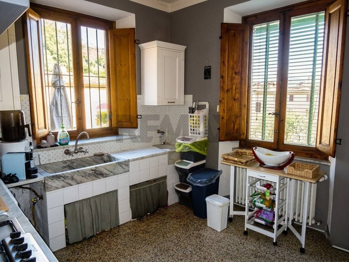 Casa Semindipendente in vendita a Borgo a Mozzano, Oneta