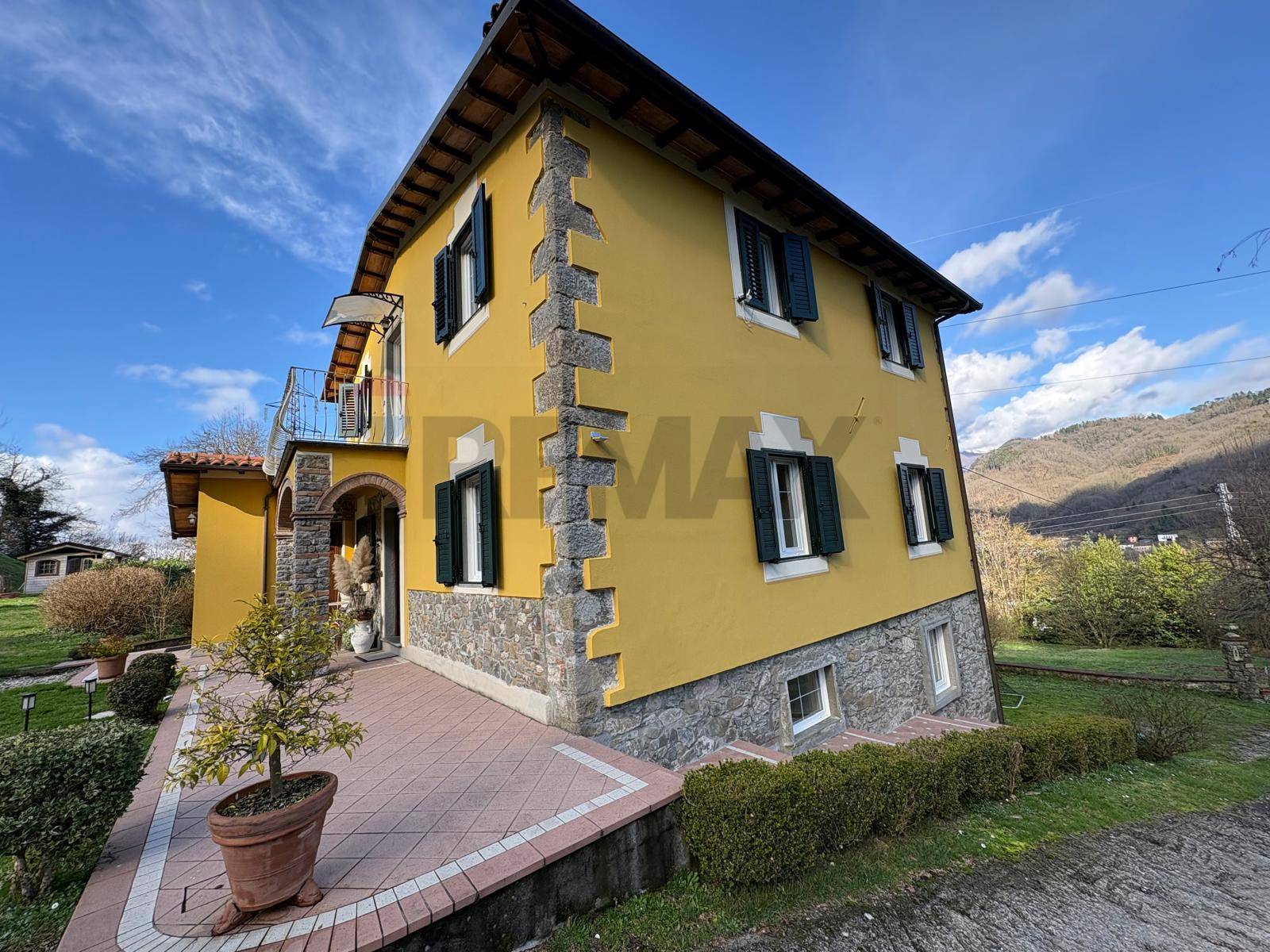 Villa singola in vendita a Borgo a Mozzano, Gioviano