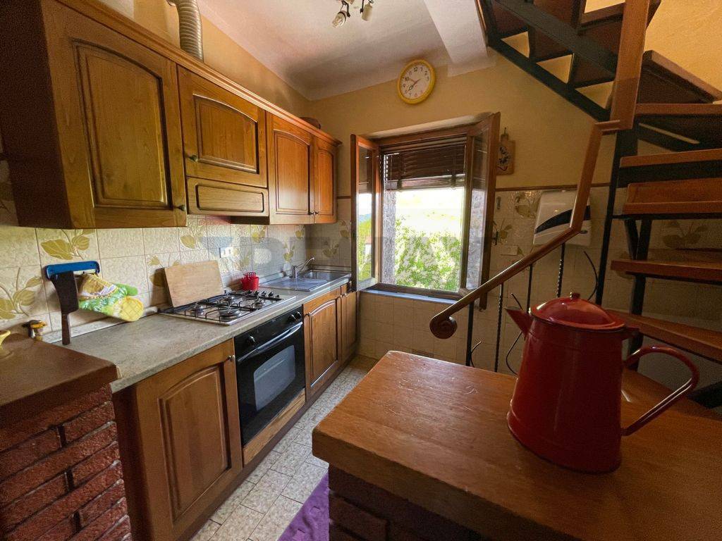 Casa Indipendente in vendita a Borgo a Mozzano, Gioviano