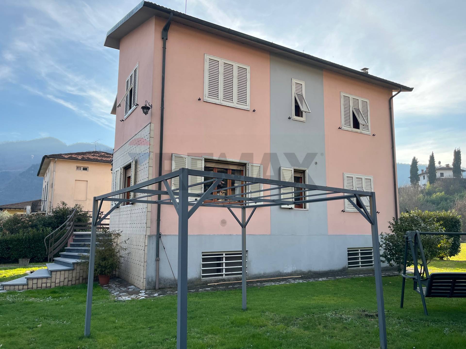 Casa Indipendente in vendita a Coreglia Antelminelli, Ghivizzano