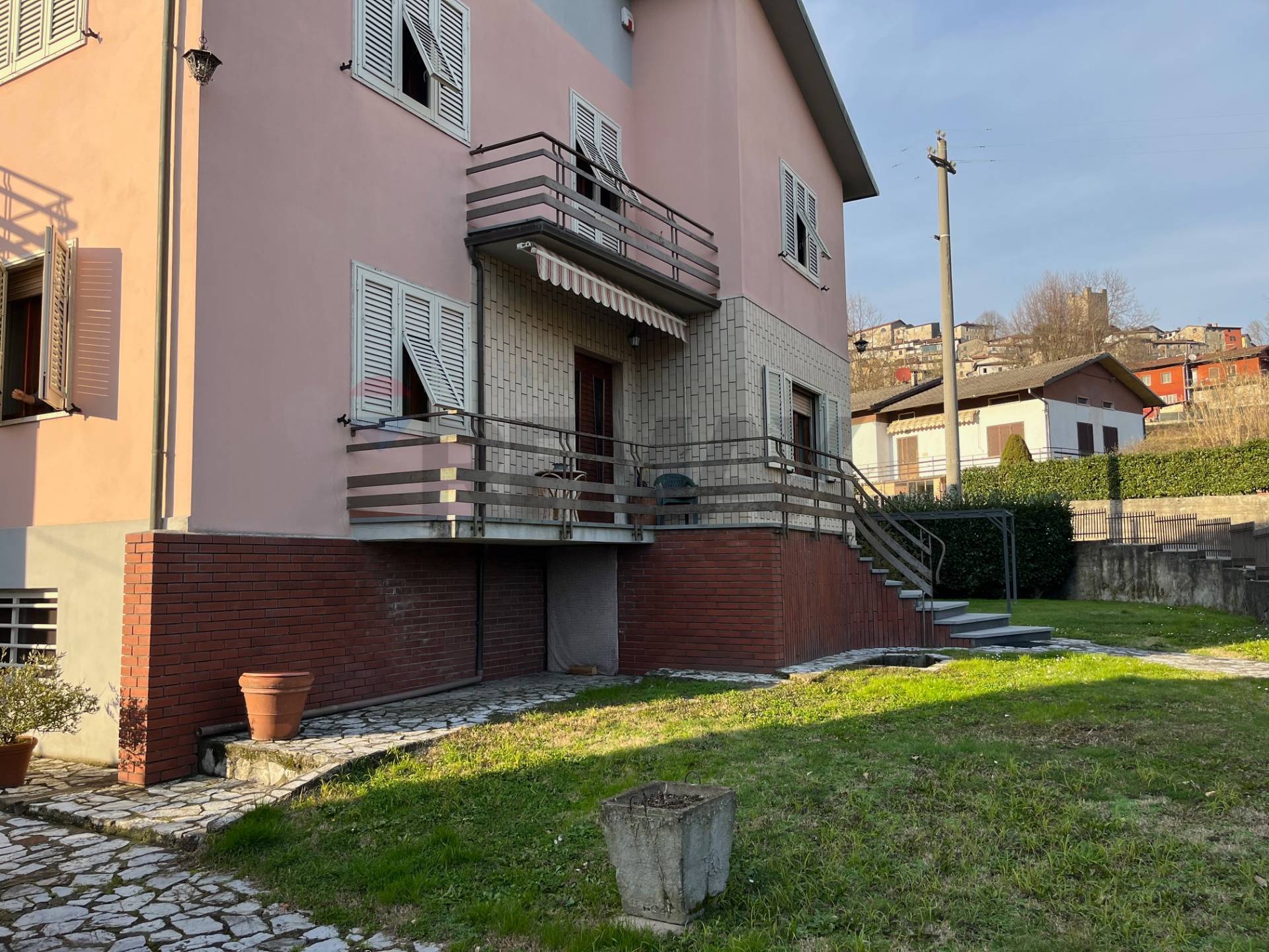 Casa Indipendente in vendita a Coreglia Antelminelli, Ghivizzano