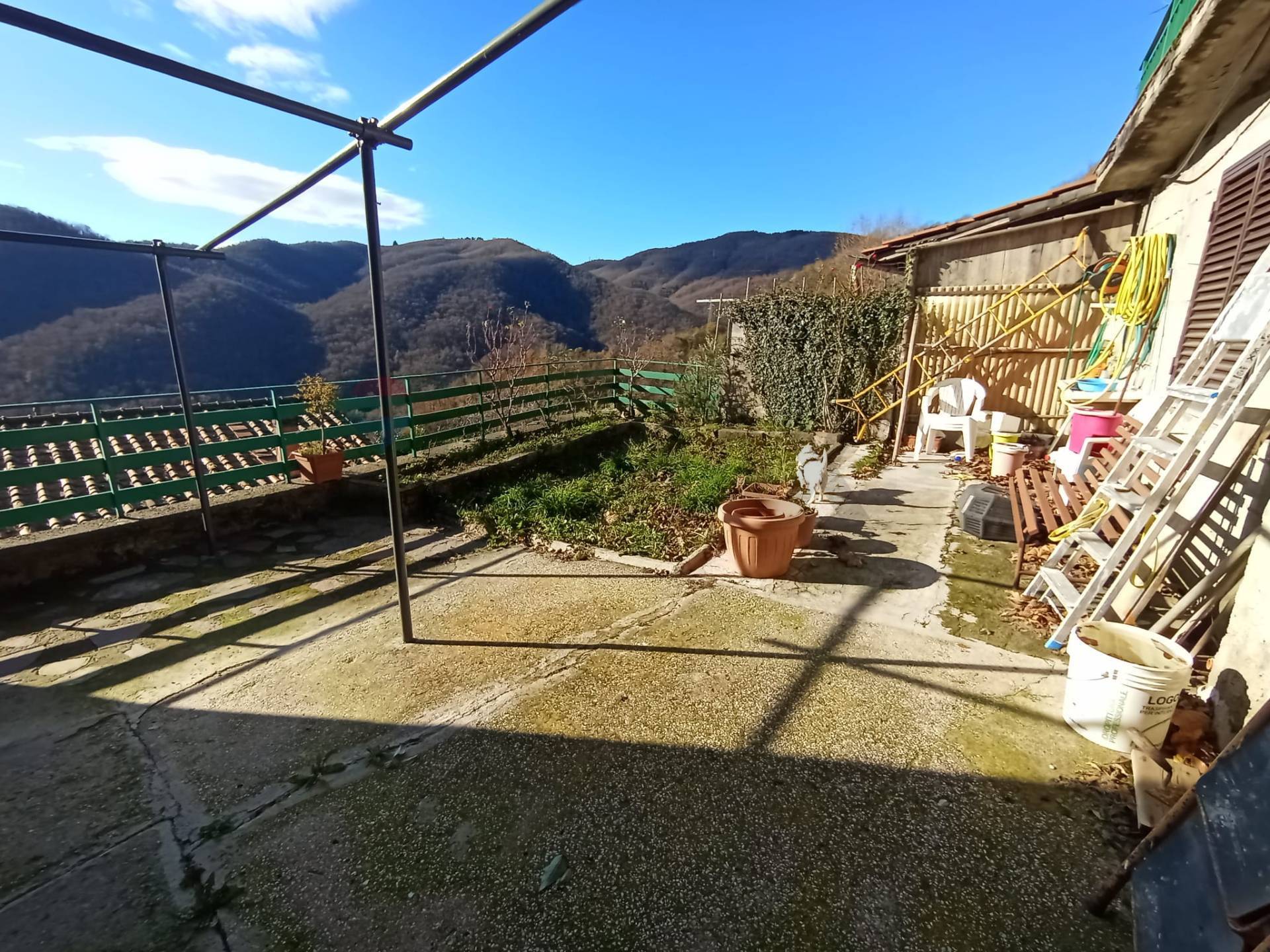 Casa Indipendente in vendita a Villa Basilica, Boveglio