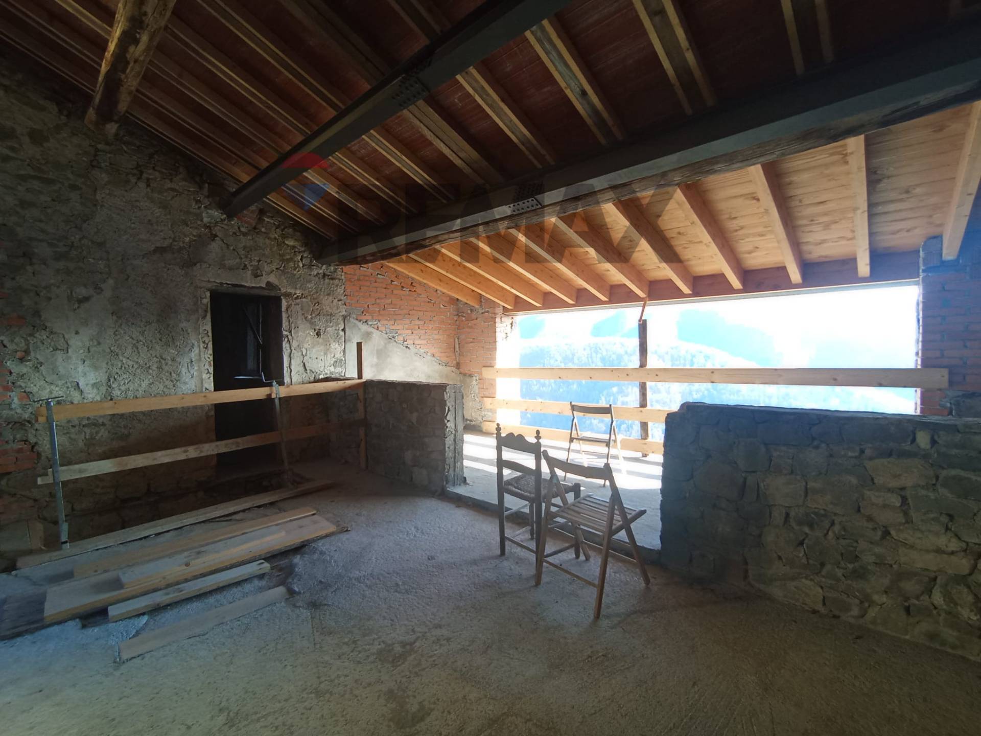 Casa Semindipendente in vendita a Coreglia Antelminelli, Tereglio