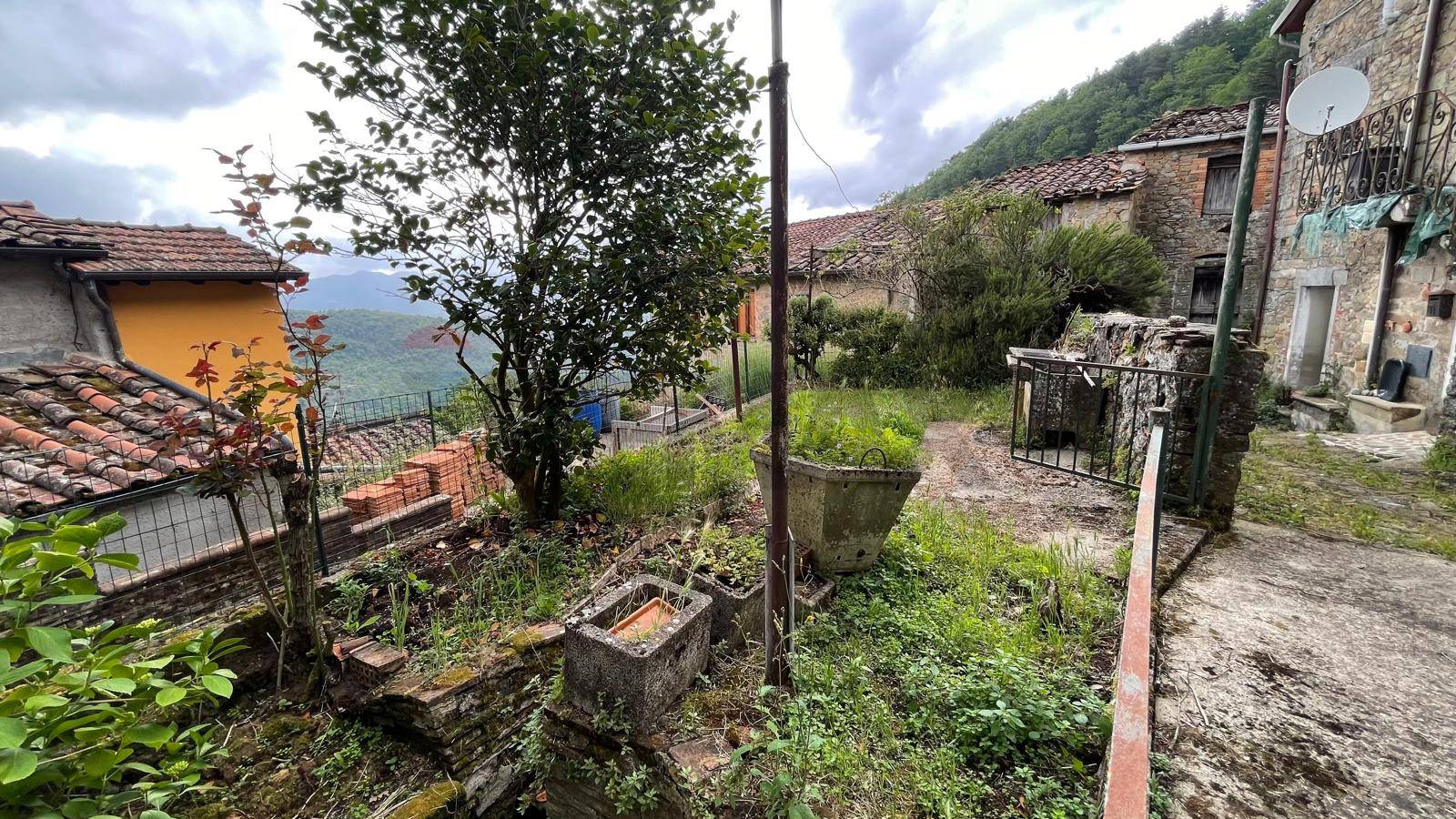 Casa Indipendente in vendita a Bagni di Lucca, Benabbio