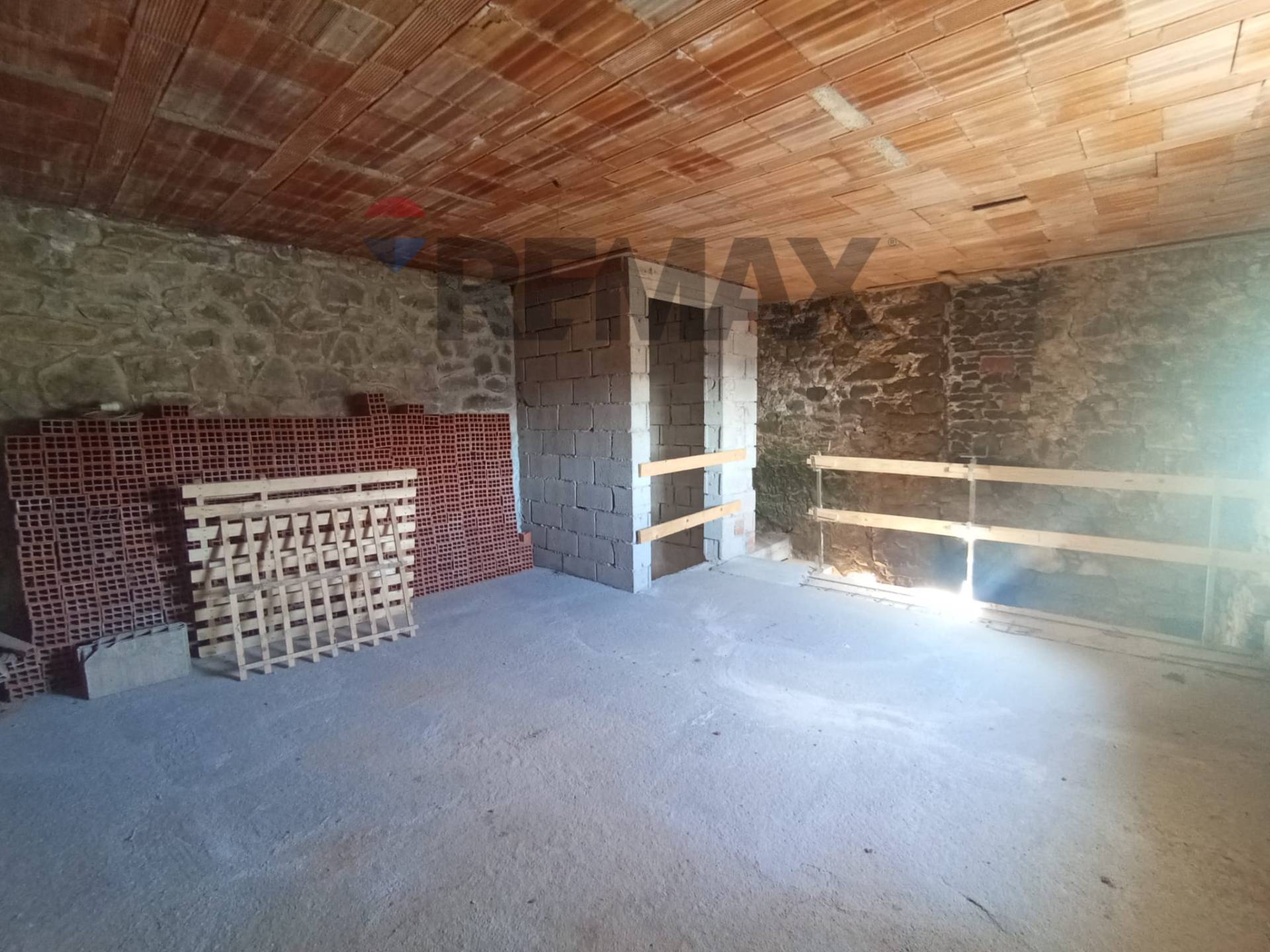 Casa Semindipendente in vendita a Coreglia Antelminelli, Tereglio