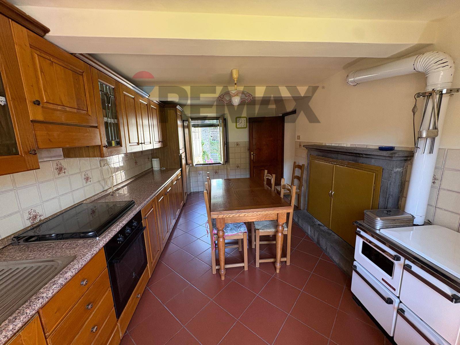 Casa Semindipendente in vendita a Bagni di Lucca, Benabbio