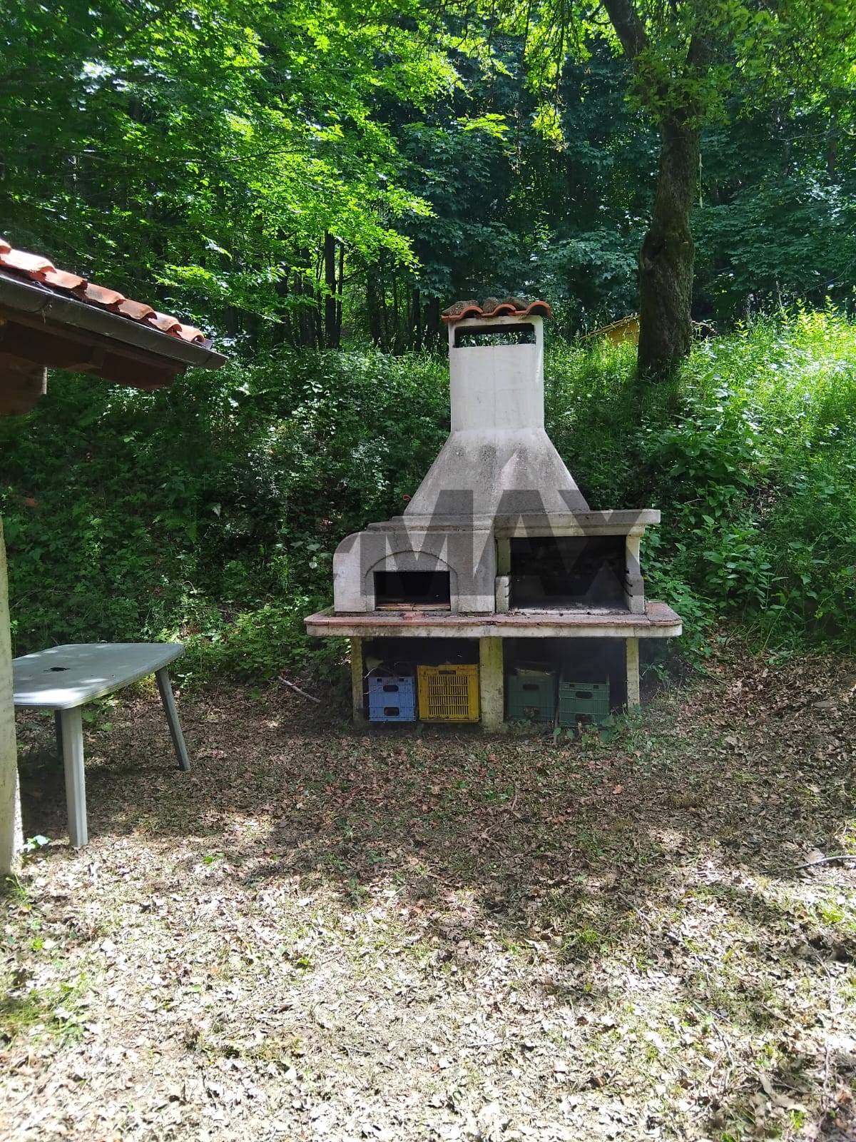 Baita/Chalet/Trullo in vendita a Bagni di Lucca, Montefegatesi