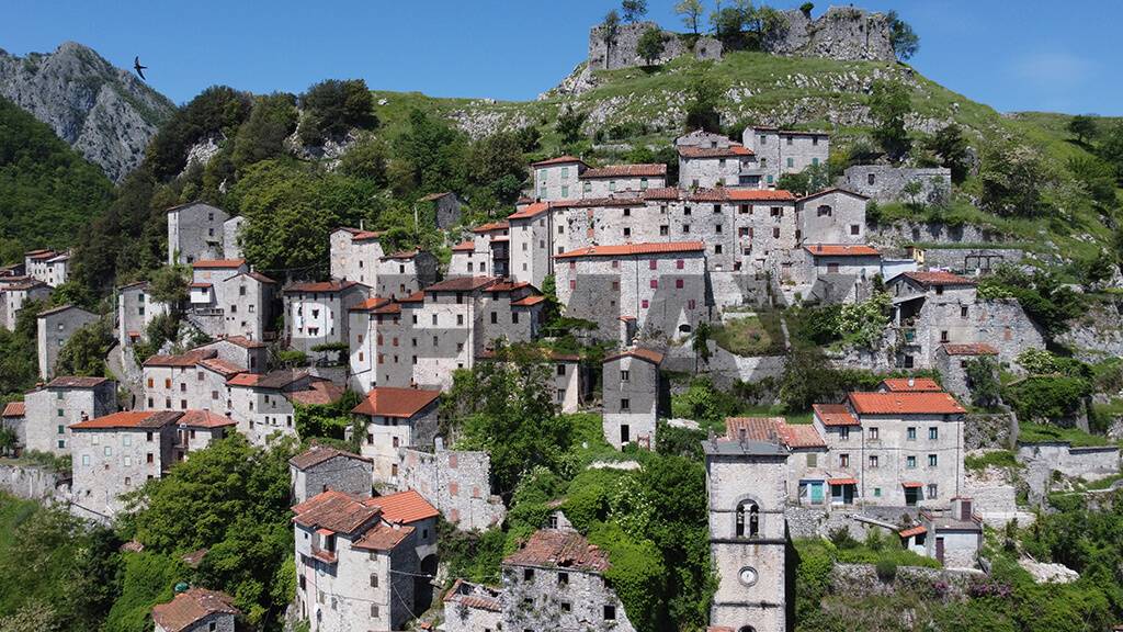 Casa Indipendente in vendita a Bagni di Lucca, Lucchio