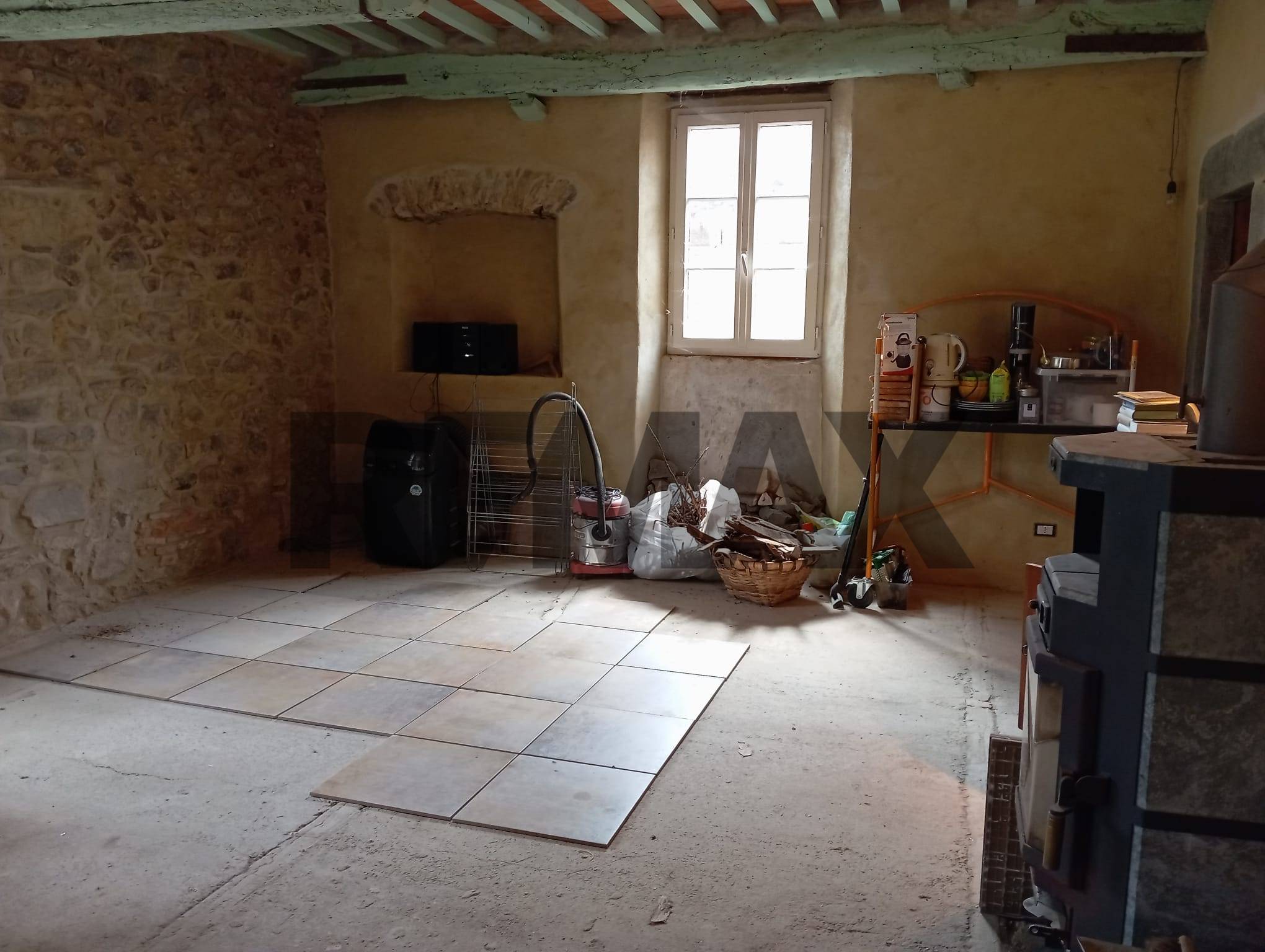 Casa Indipendente in vendita a Bagni di Lucca, Monti di Villa