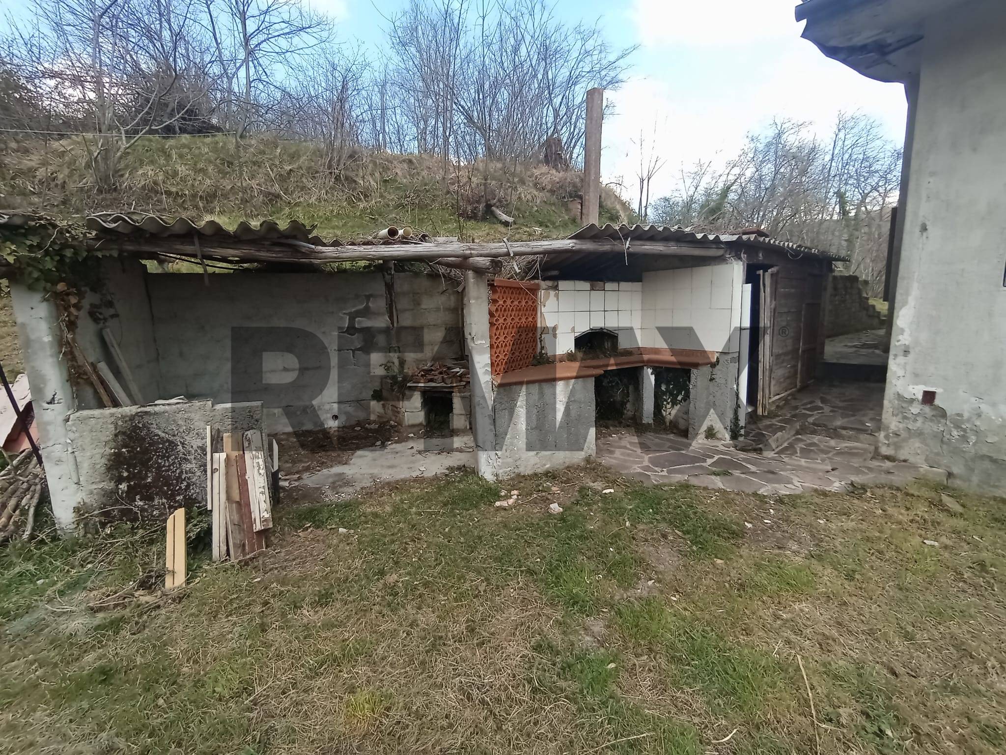Casa Indipendente in vendita a Villa Basilica, Boveglio