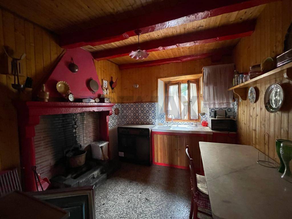 Casa Indipendente in vendita a Bagni di Lucca, Limano