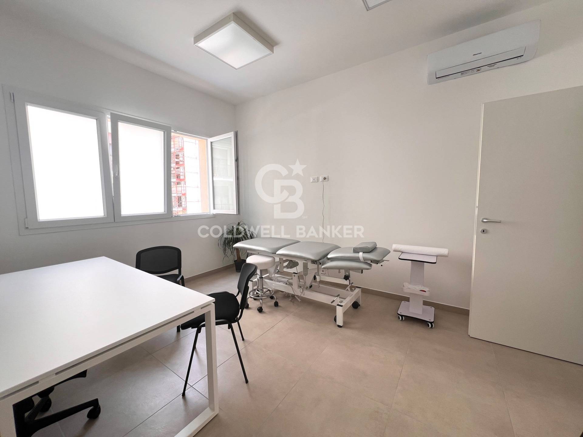 Ufficio in affitto a Pescara, Centro