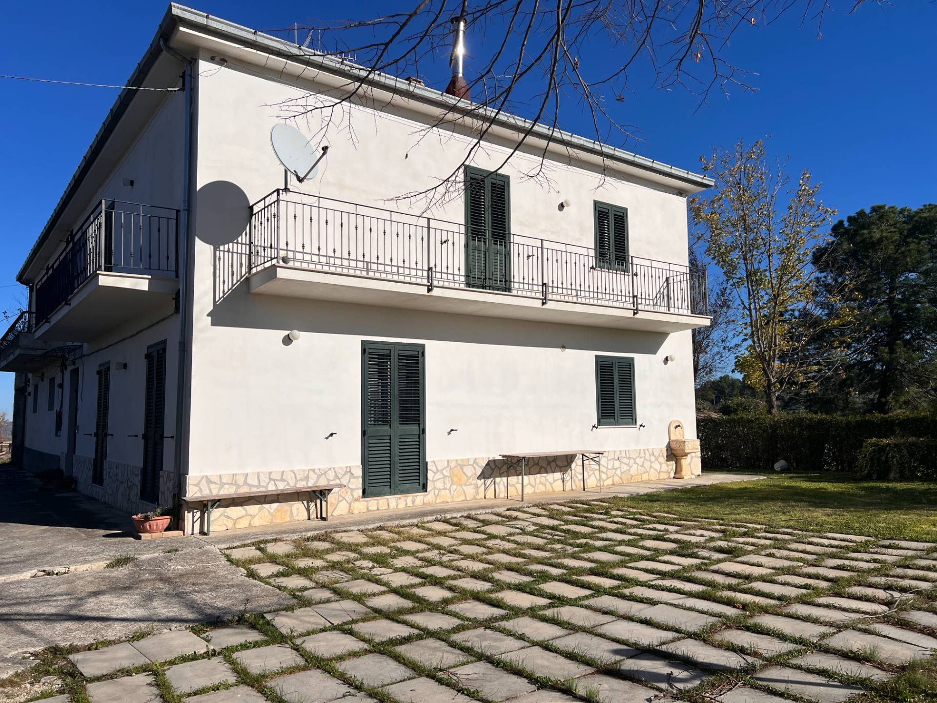 Casa semi indipendente in vendita a Scafa, Mampioppo