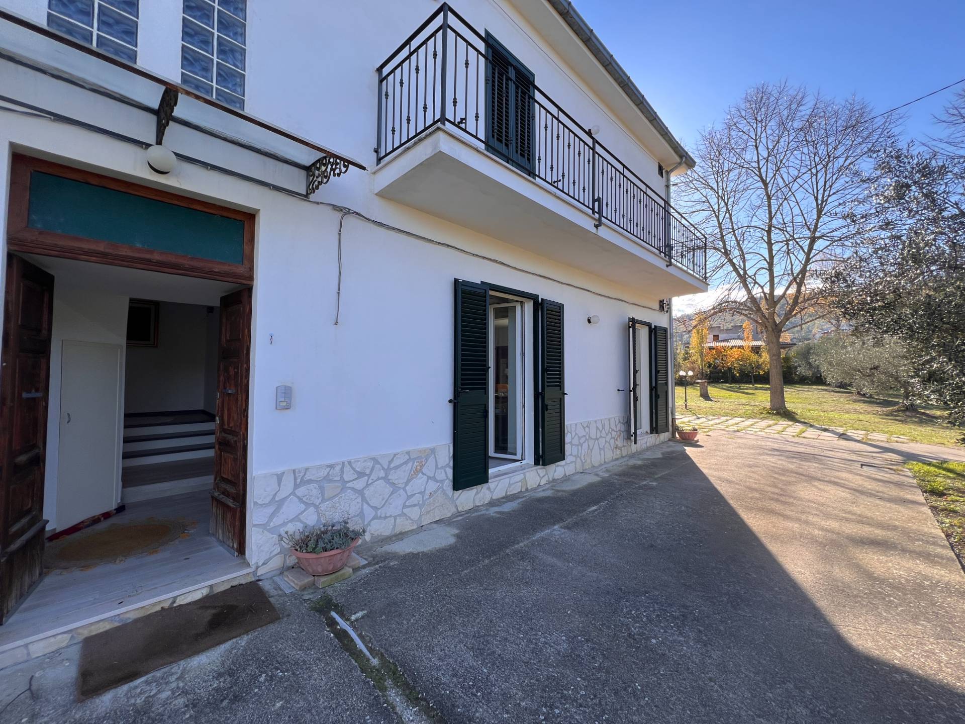 Casa semi indipendente in vendita a Scafa, Mampioppo