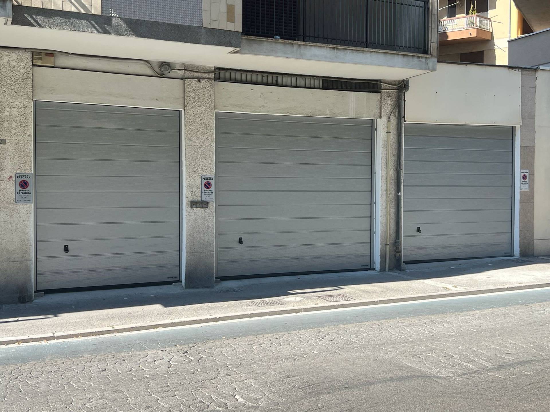 Box o garage in vendita a Pescara, Centro