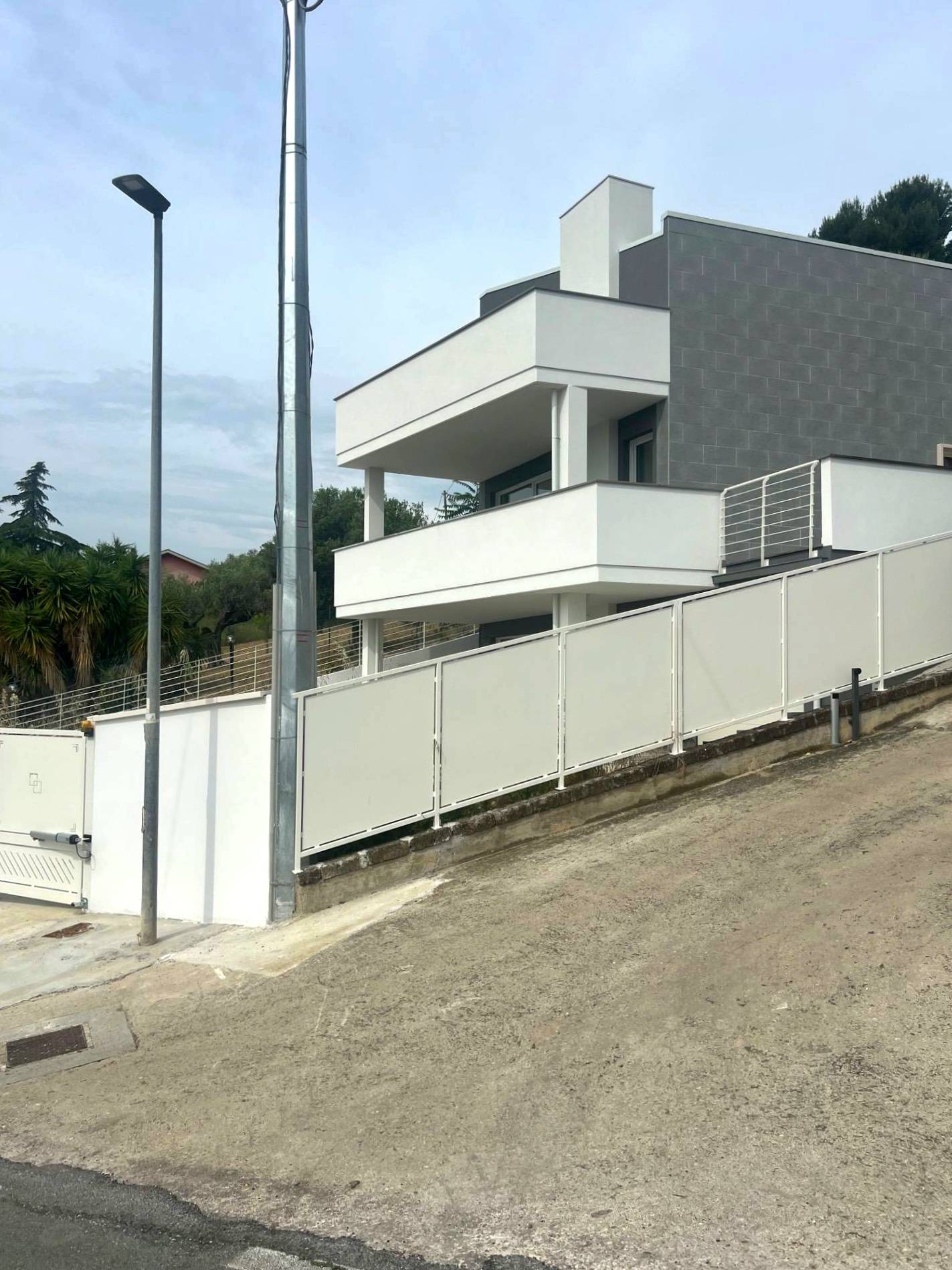 Villa in vendita a Pescara, Zona Colli